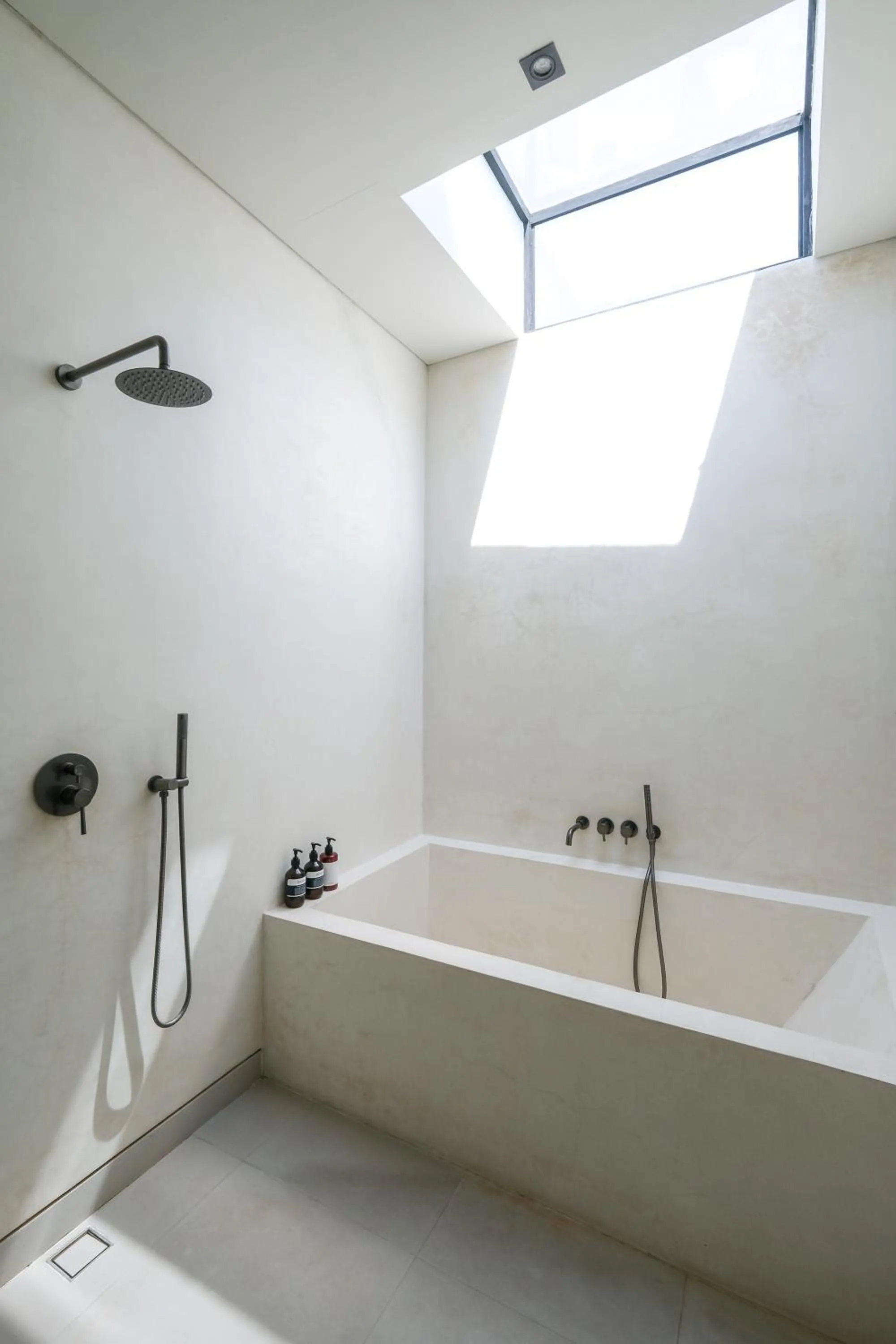 Shower in Villa Yuna