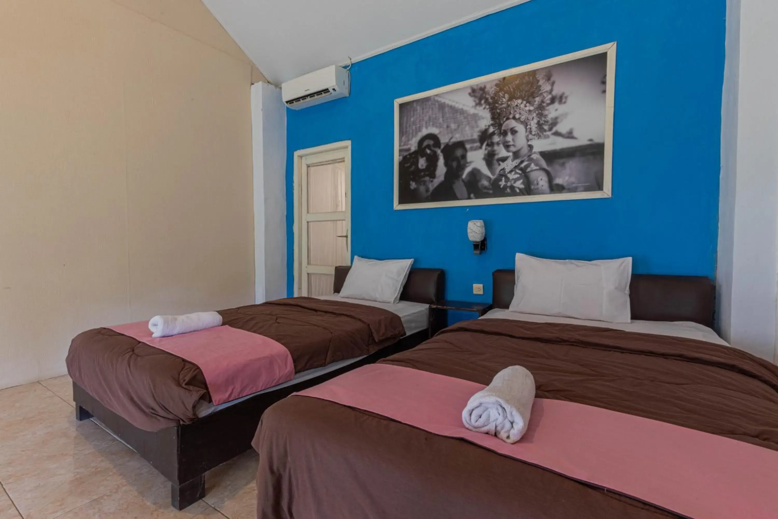 Standard Twin Room in Annaya House Standard Twin Room in Annaya House