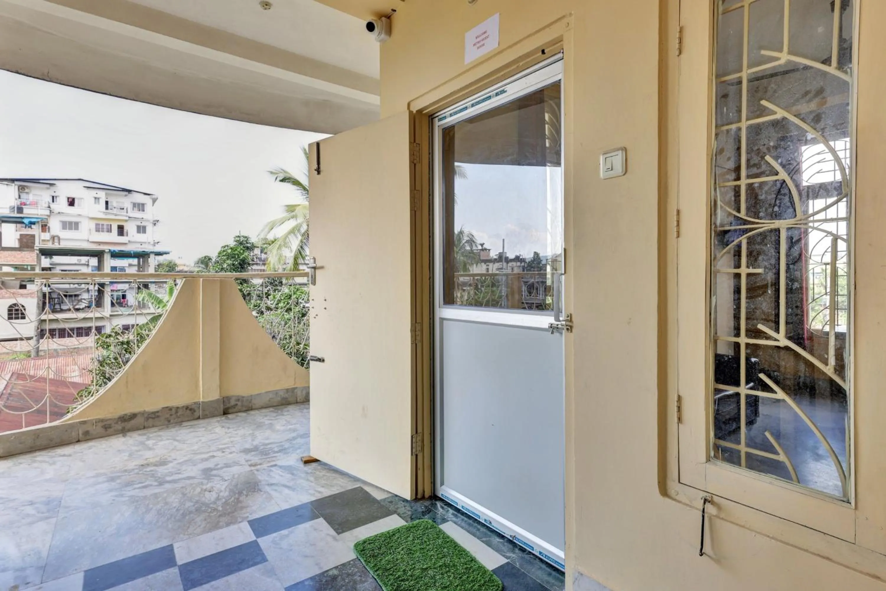 Facade/entrance in Hotel O Metro Guest House