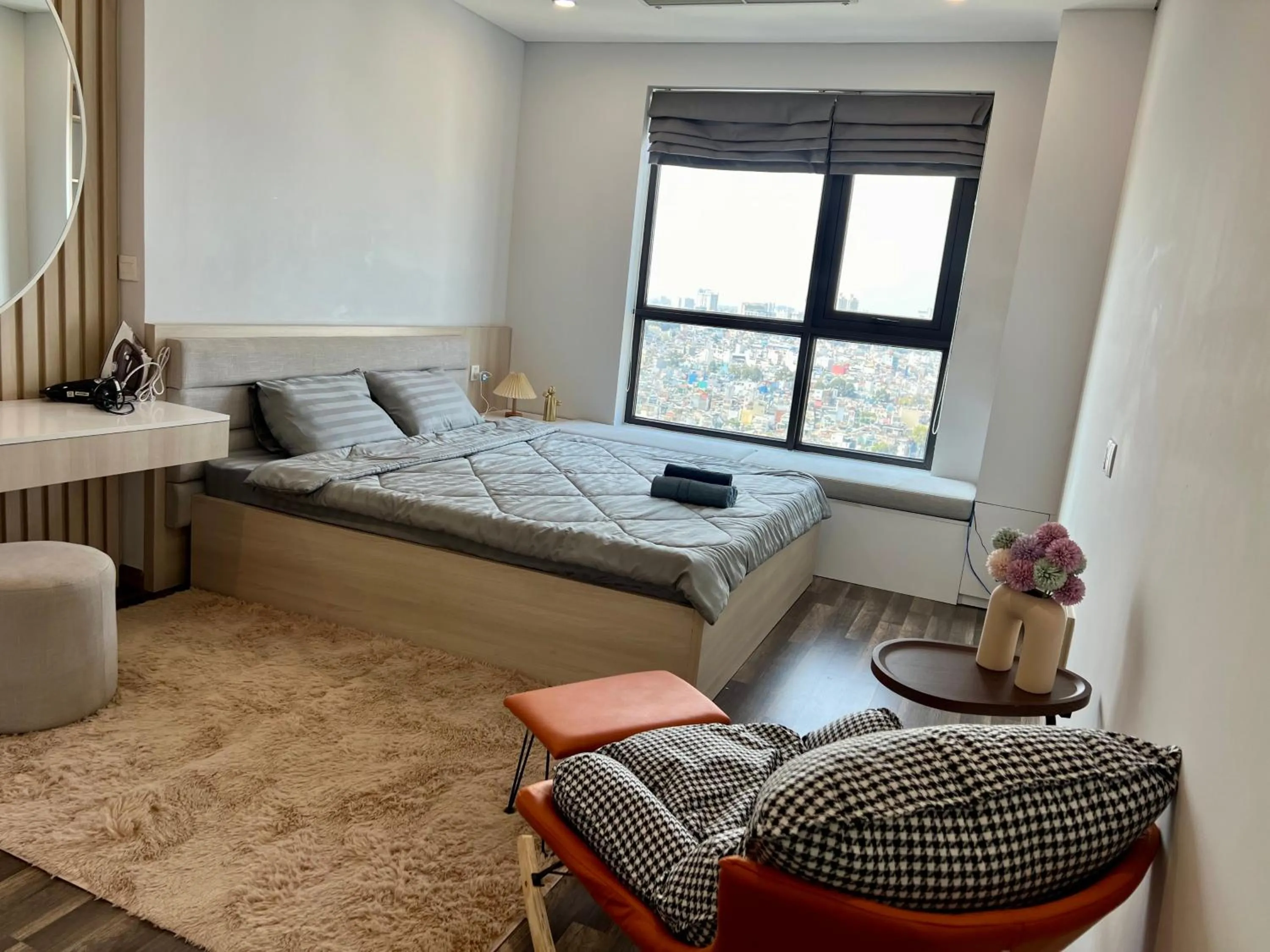 Bedroom, Bed in UPhoenix Home- HaDo Centrosa Garden