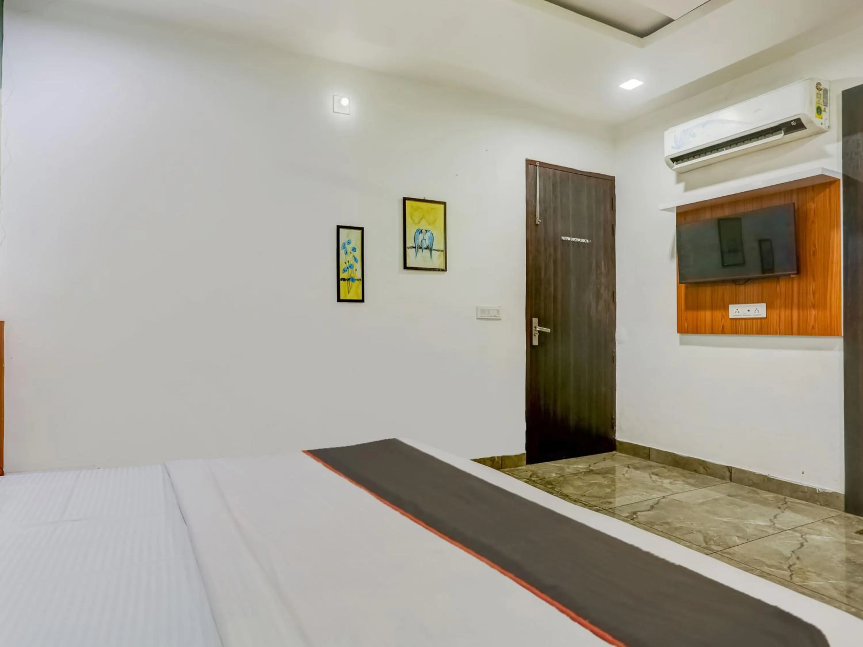 Bedroom, Bed in Collection O Mukur Hotel And Restaurant
