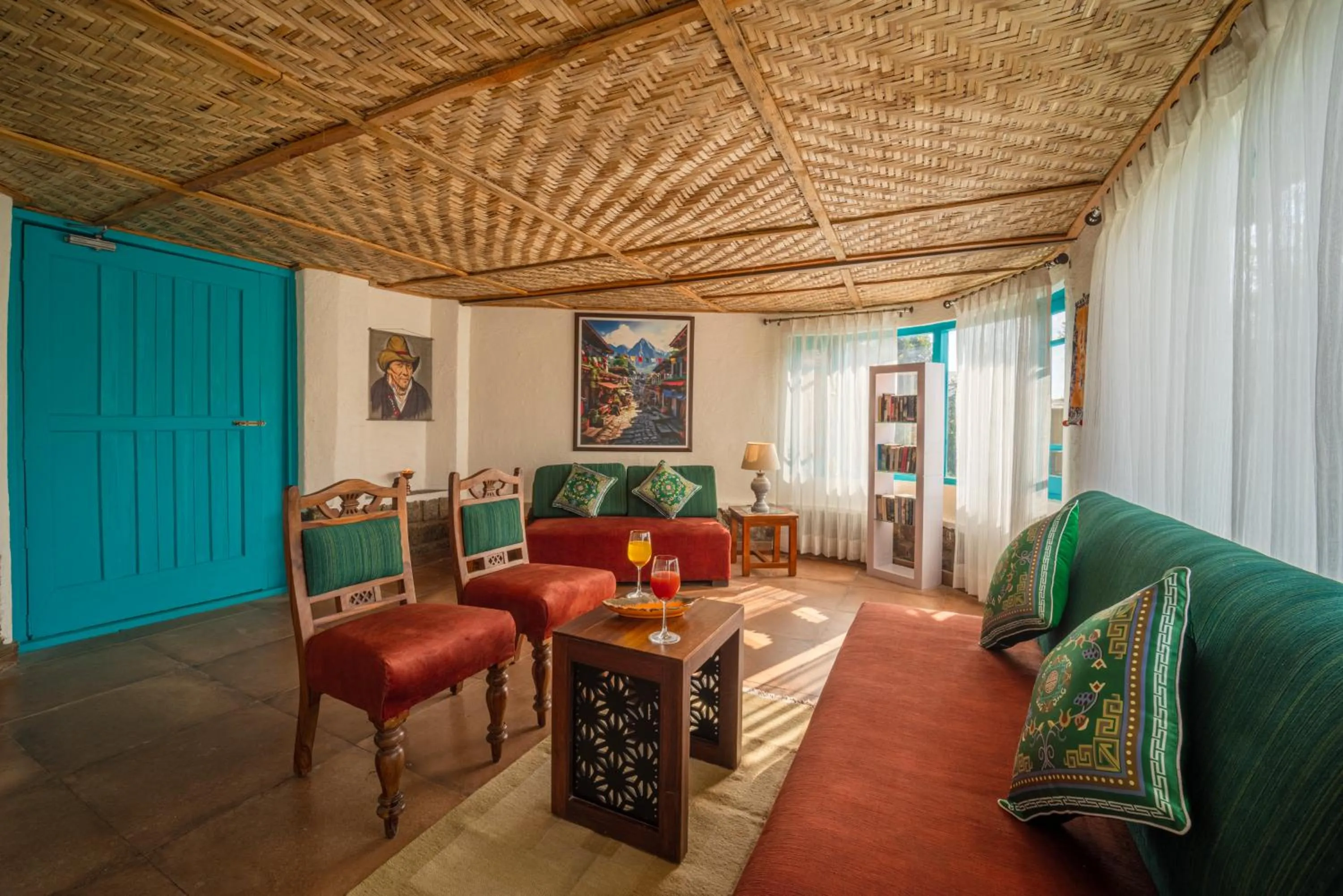 Lounge or bar in Tree of Life Birdsong Chalets , Dharamshala