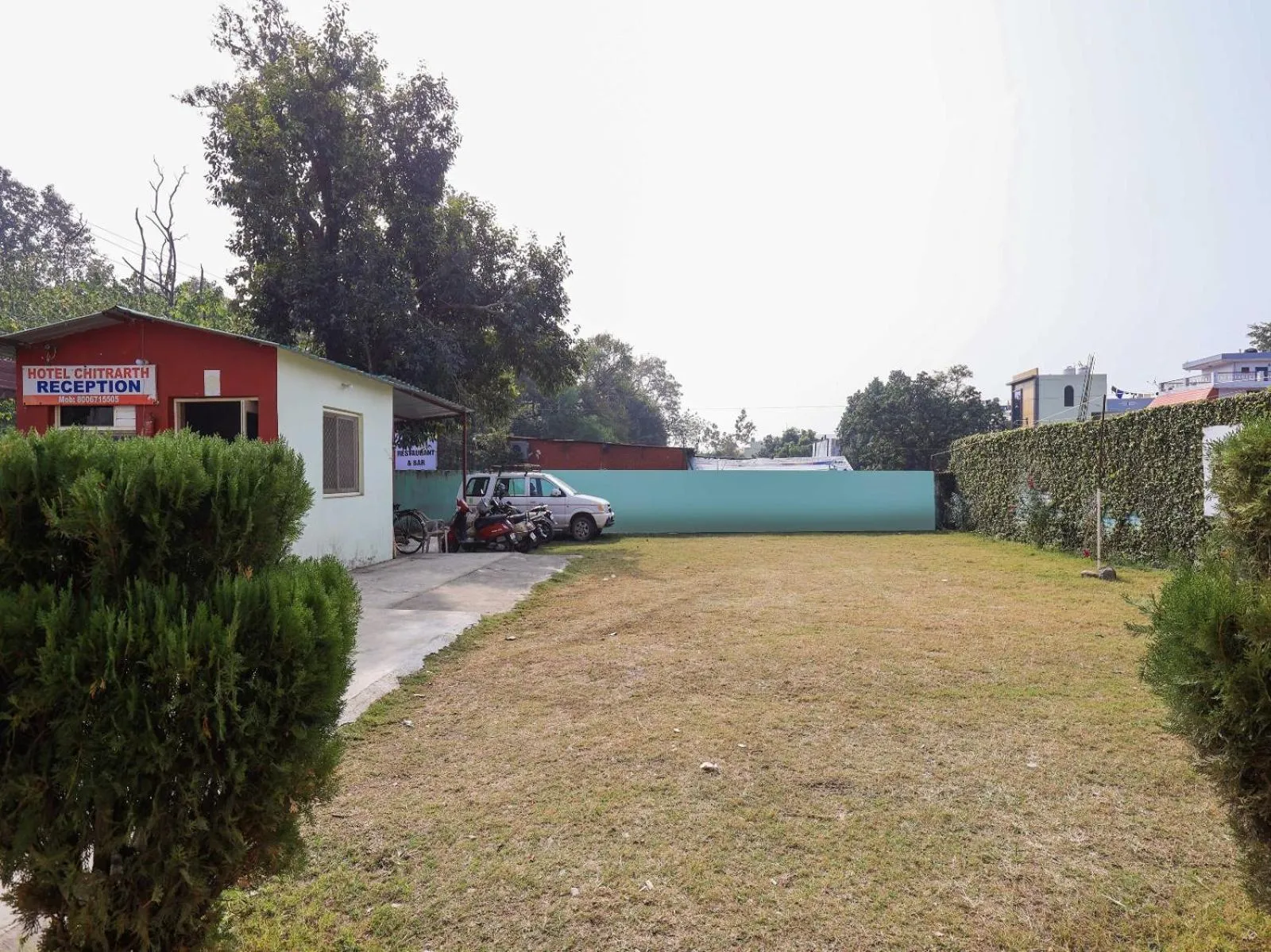 Hotel Chitrarth & Party Lawn