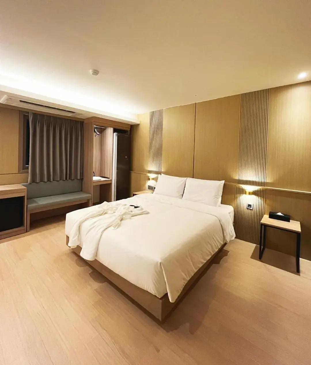 Bed in The Van Stay Bed in The Van Stay