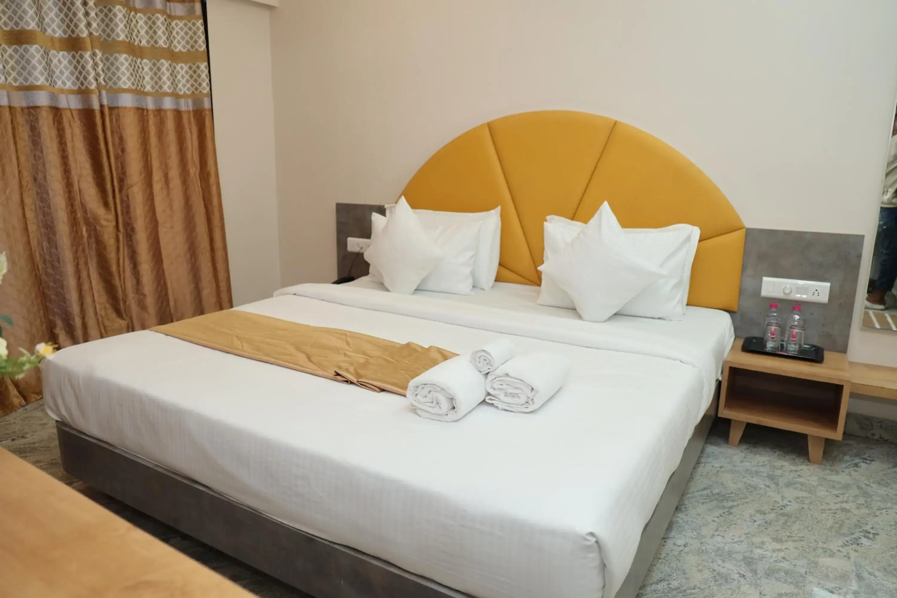 Bed in Hotel Lord Krishna Bed in Hotel Lord Krishna