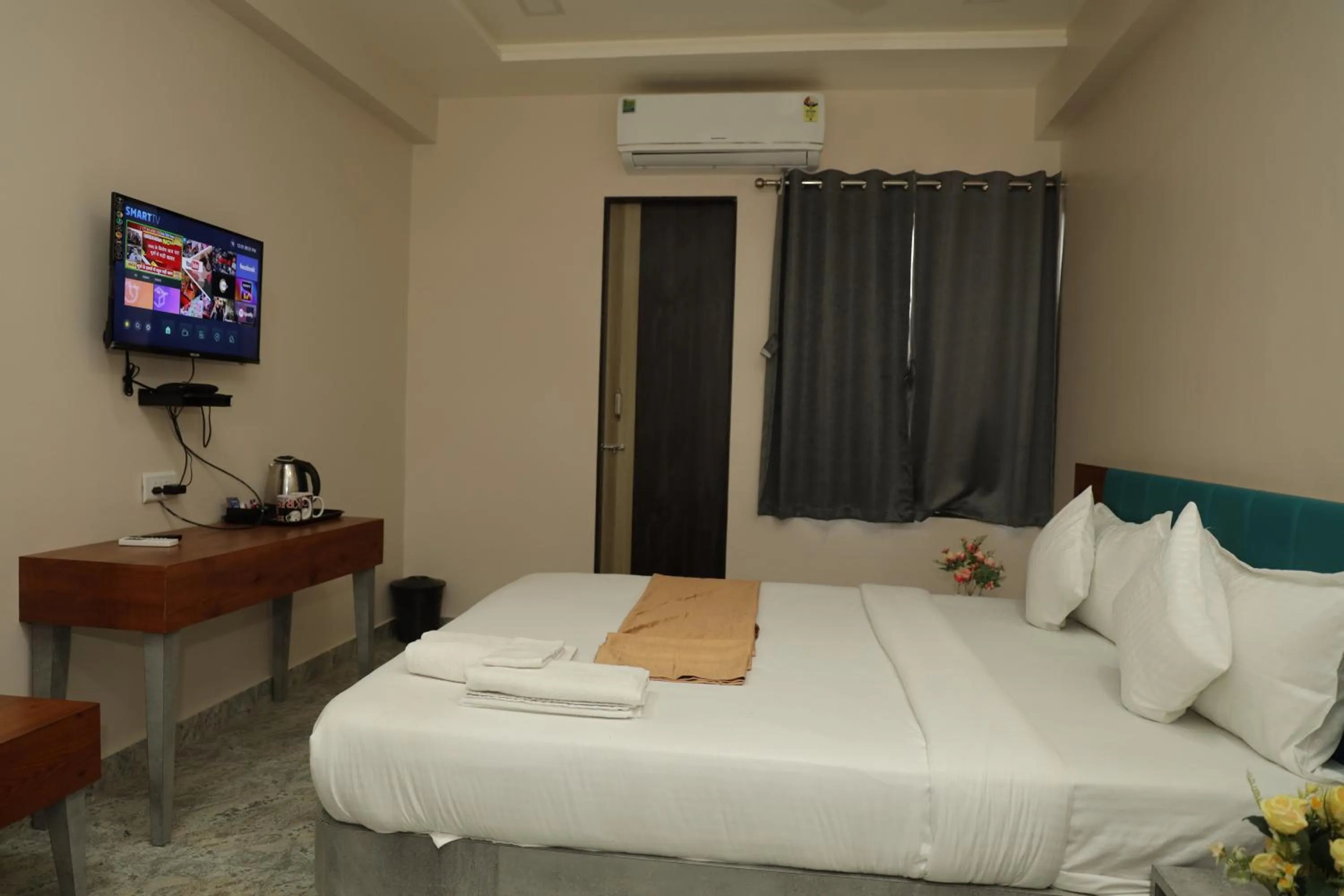 Bed in Hotel Lord Krishna