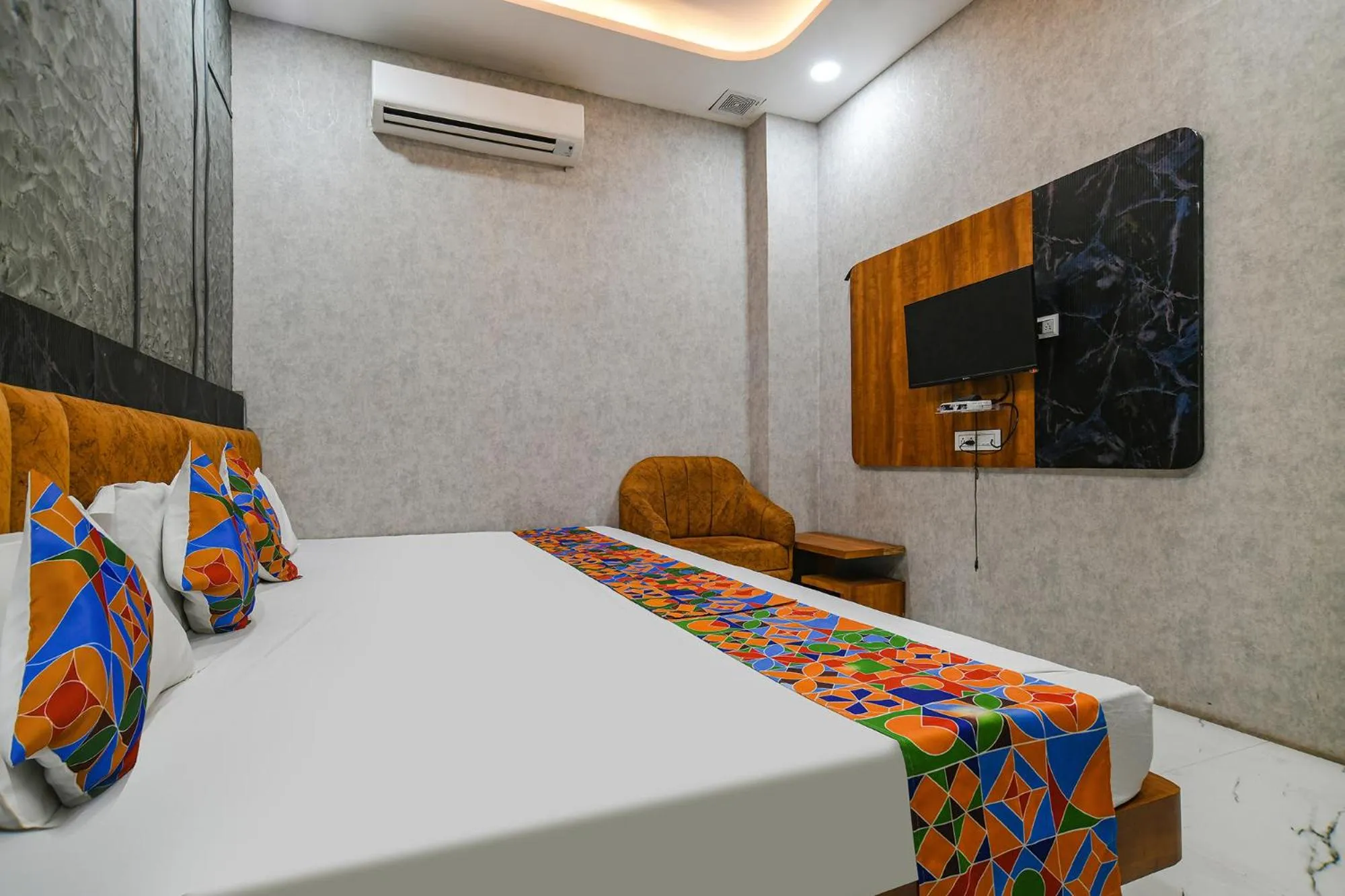 Bedroom in FabExpress Orbit