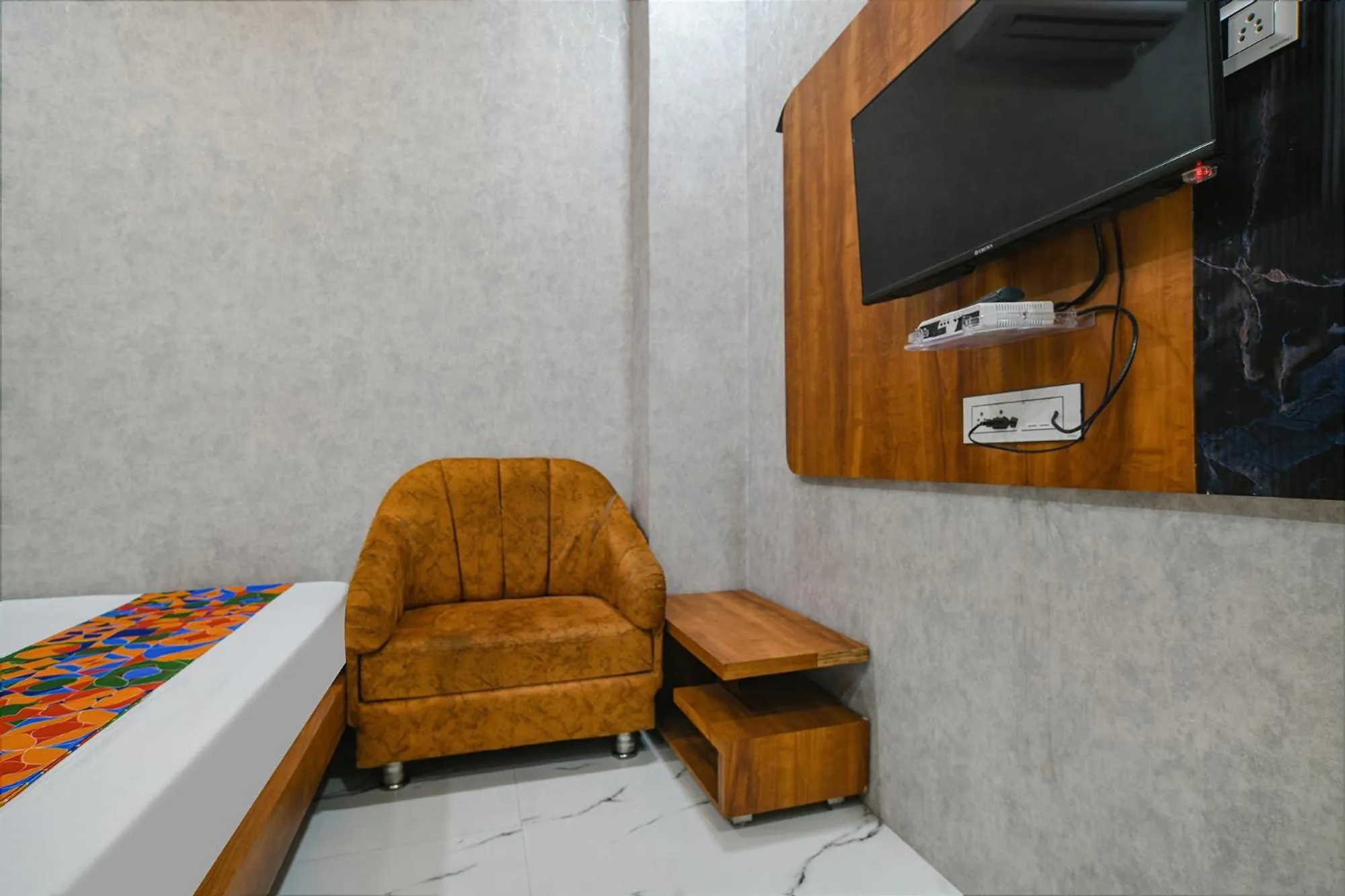 Bedroom in FabExpress Orbit