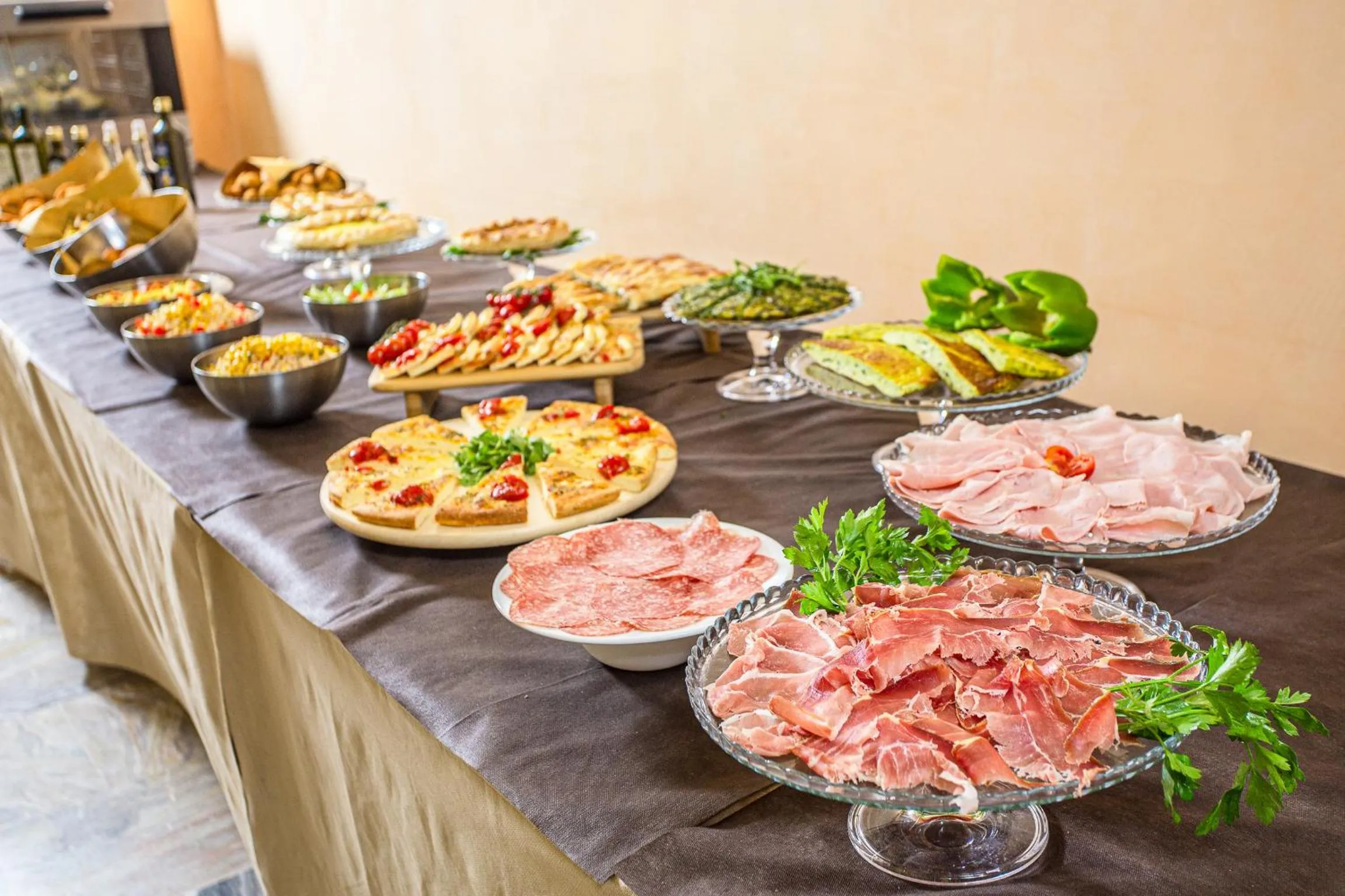 Food and drinks in Hotel Costaverde