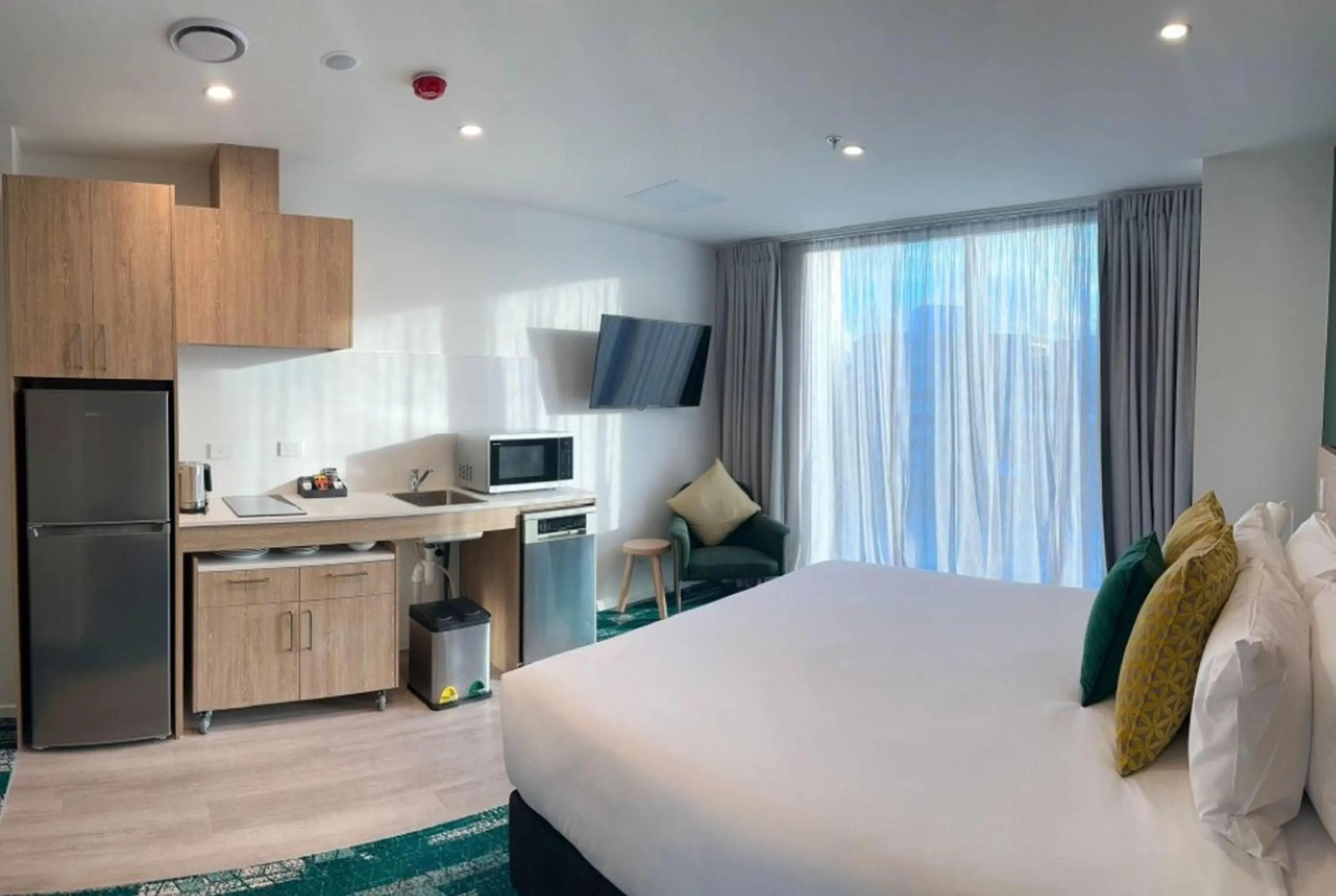 Bedroom, Bed in La Quinta by Wyndham Ellerslie Auckland