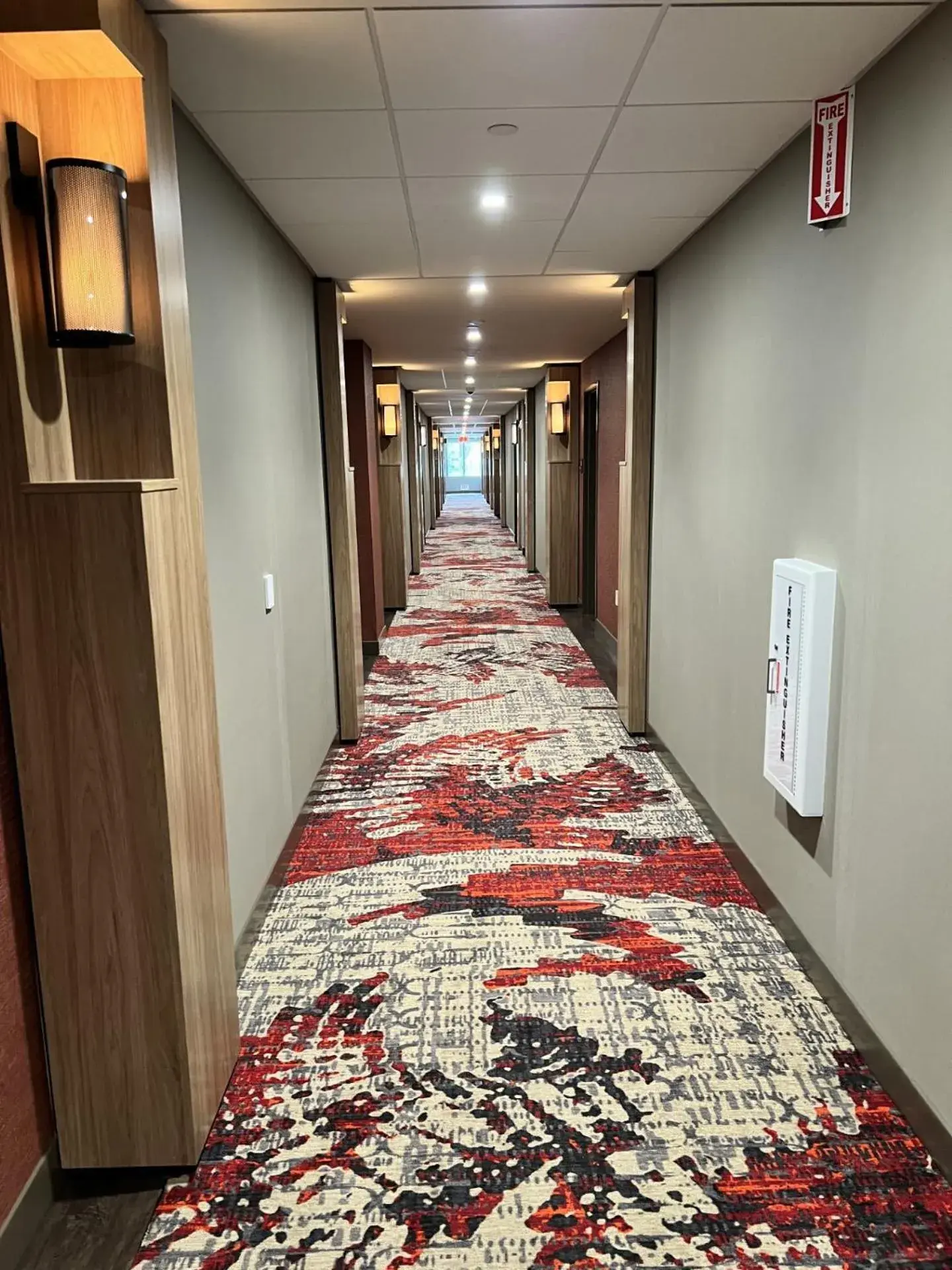 Property building in Wyndham Garden Redwood Valley - Ukiah Property building in Wyndham Garden Redwood Valley - Ukiah