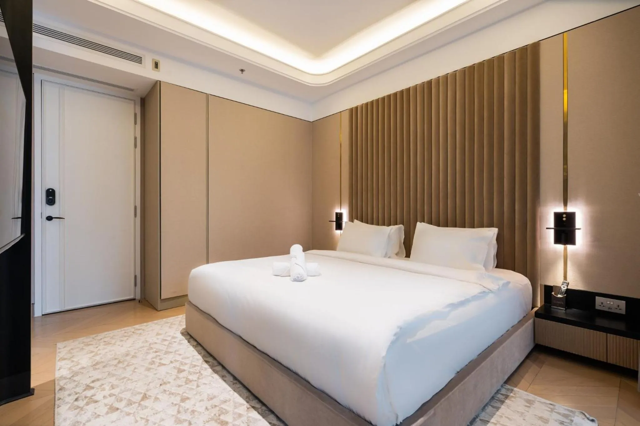 Bed in The Rixx Madison