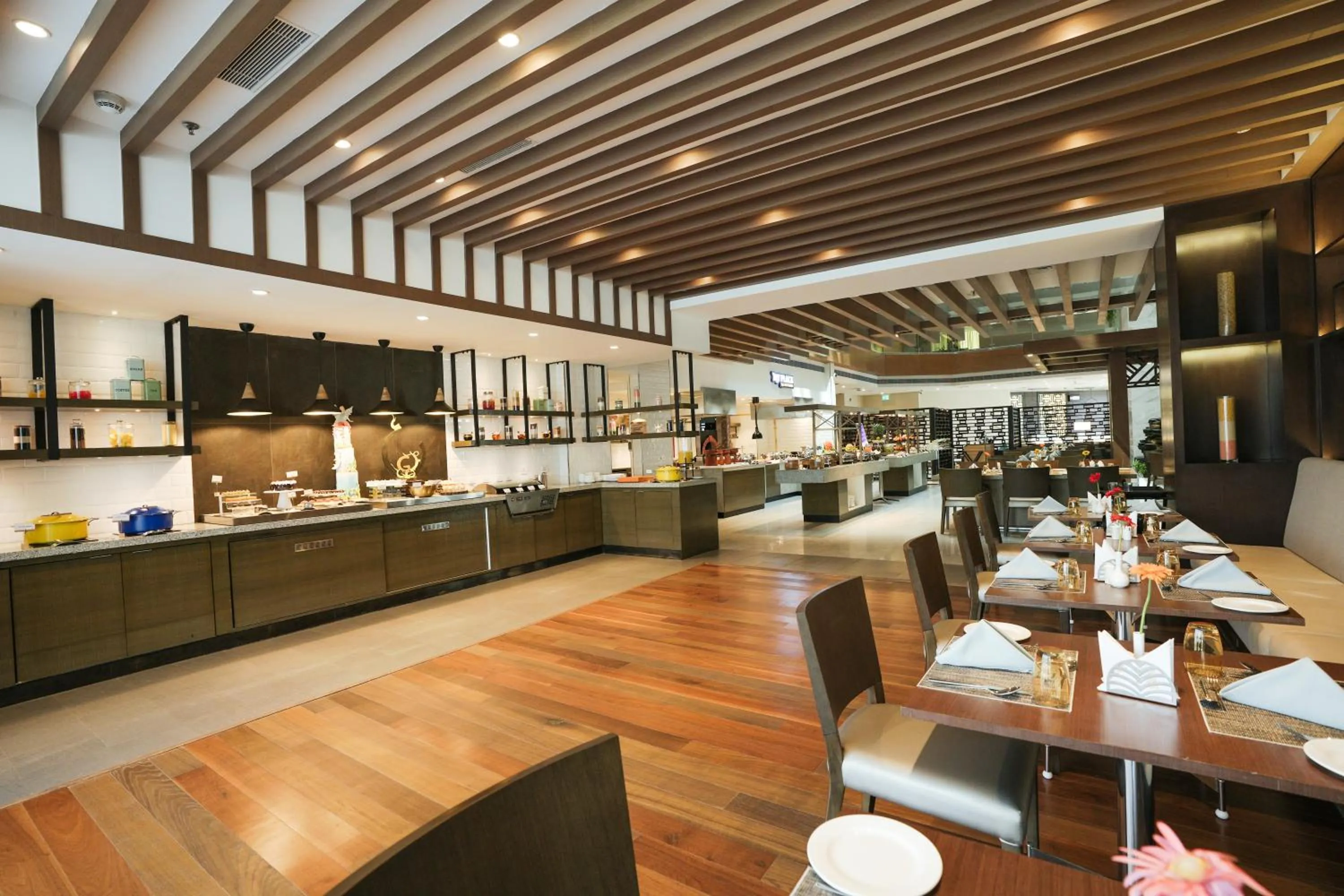 Restaurant/places to eat in Gokulam Grand Trivandrum