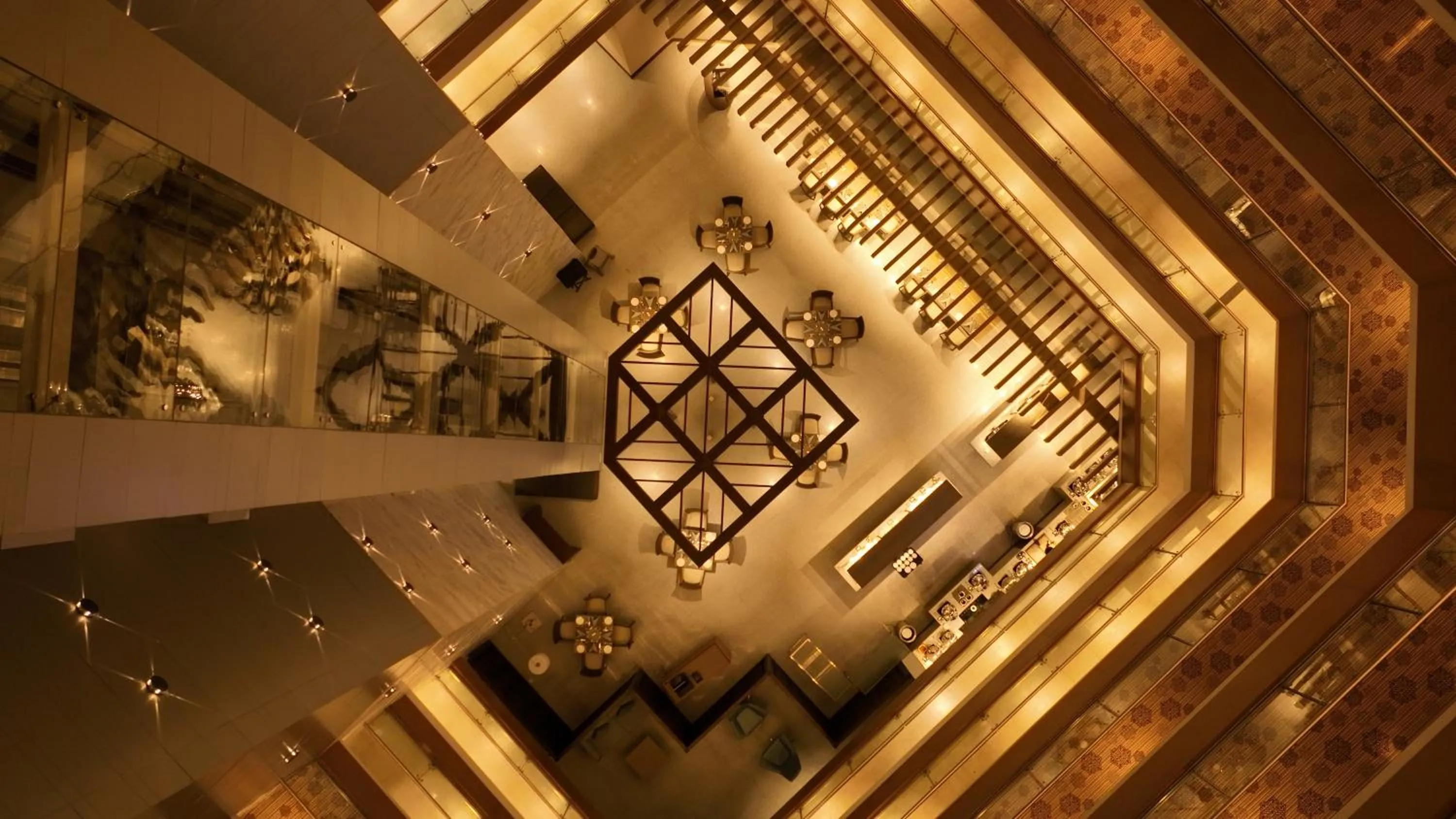 Restaurant/places to eat in Gokulam Grand Trivandrum