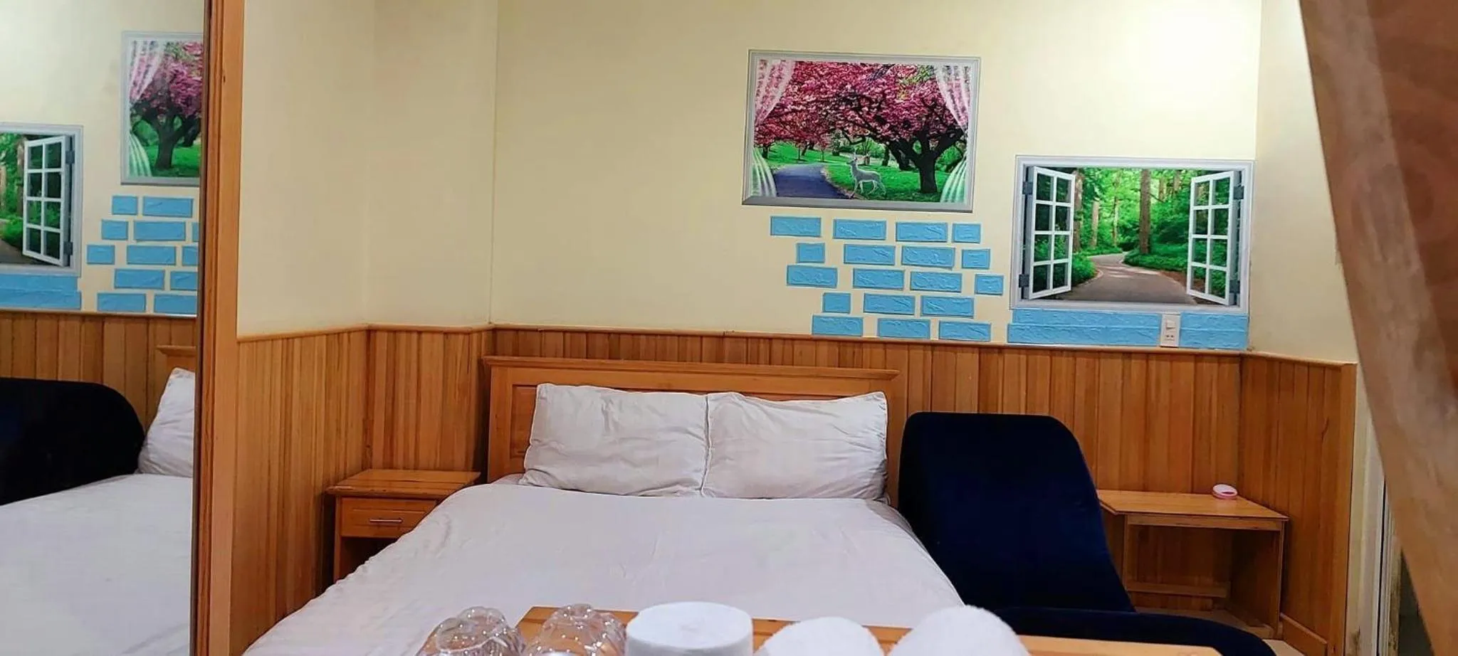 Bed in BÁCH AN LẠC HOTEL