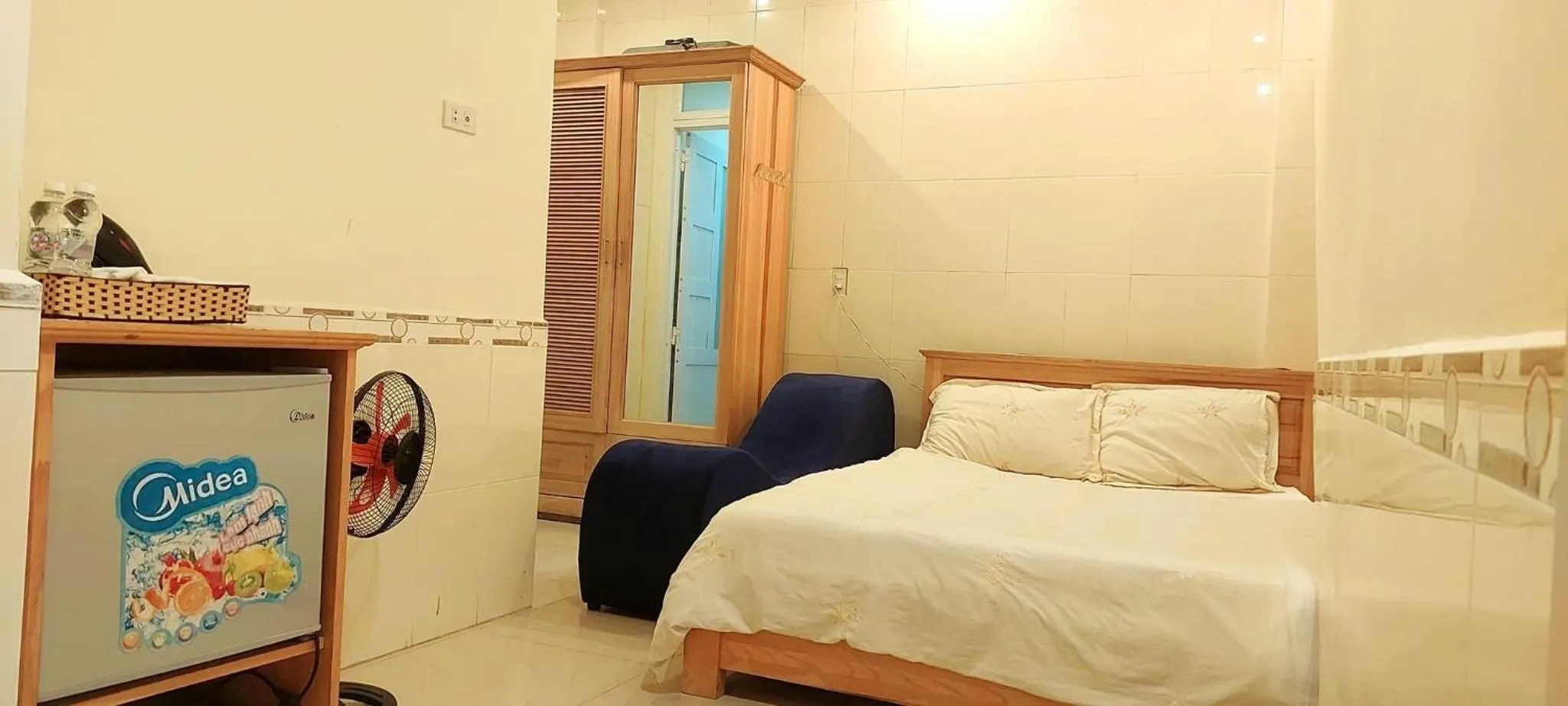 Bed in BÁCH AN LẠC HOTEL