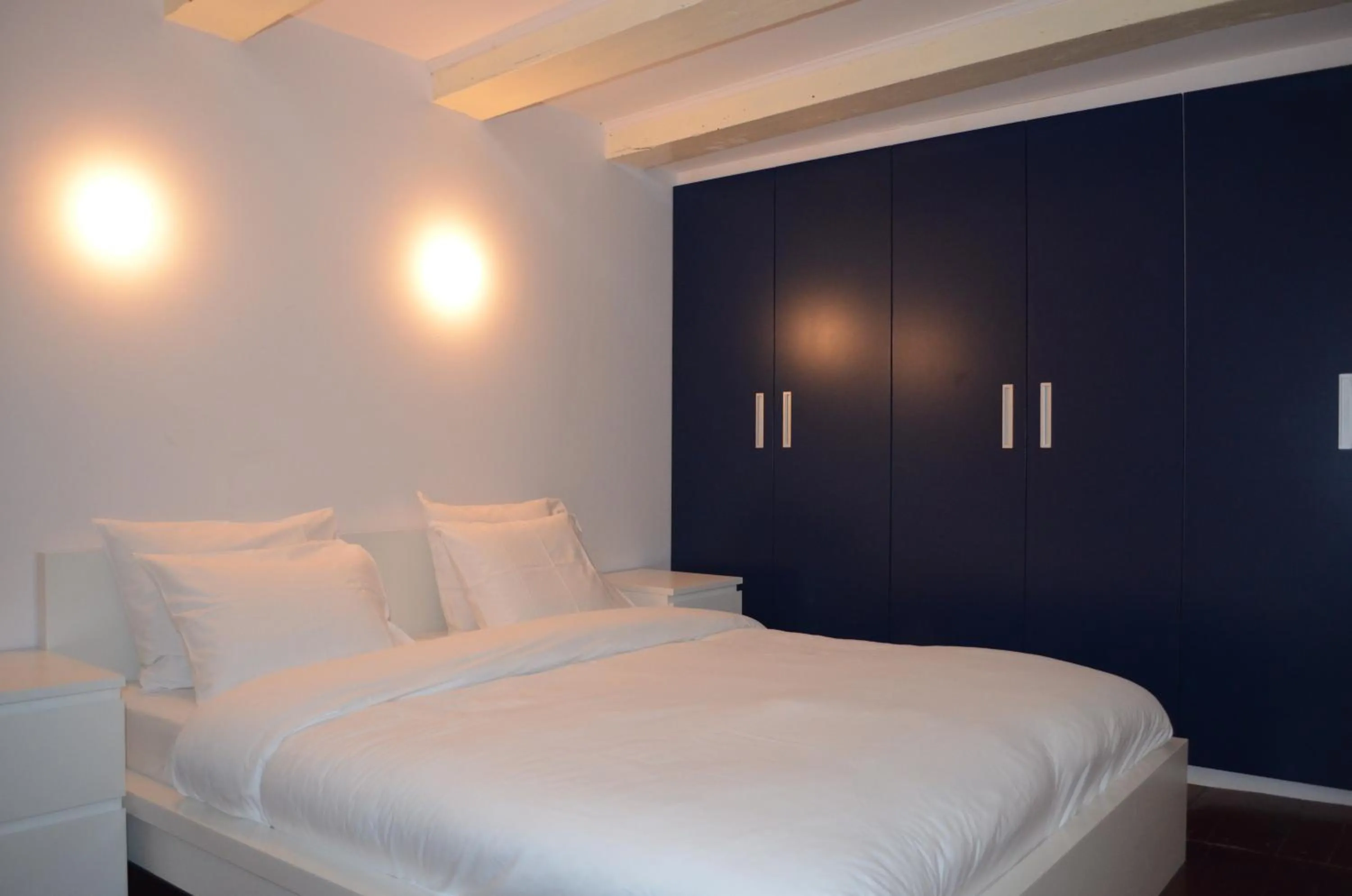 Rembrandtplein Bed & Breakfast