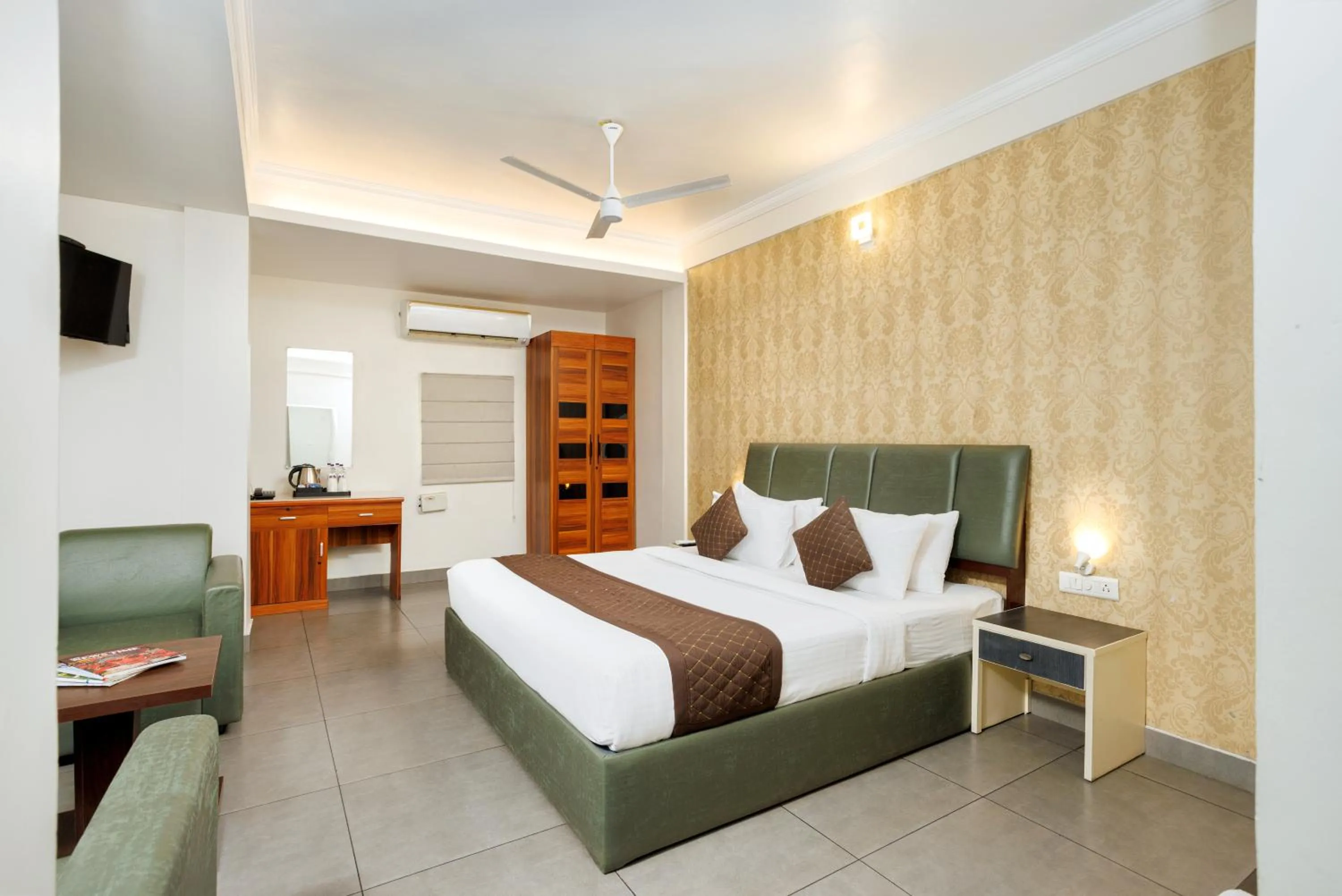 Property building, Bed in Nexstay Kassaba Inn