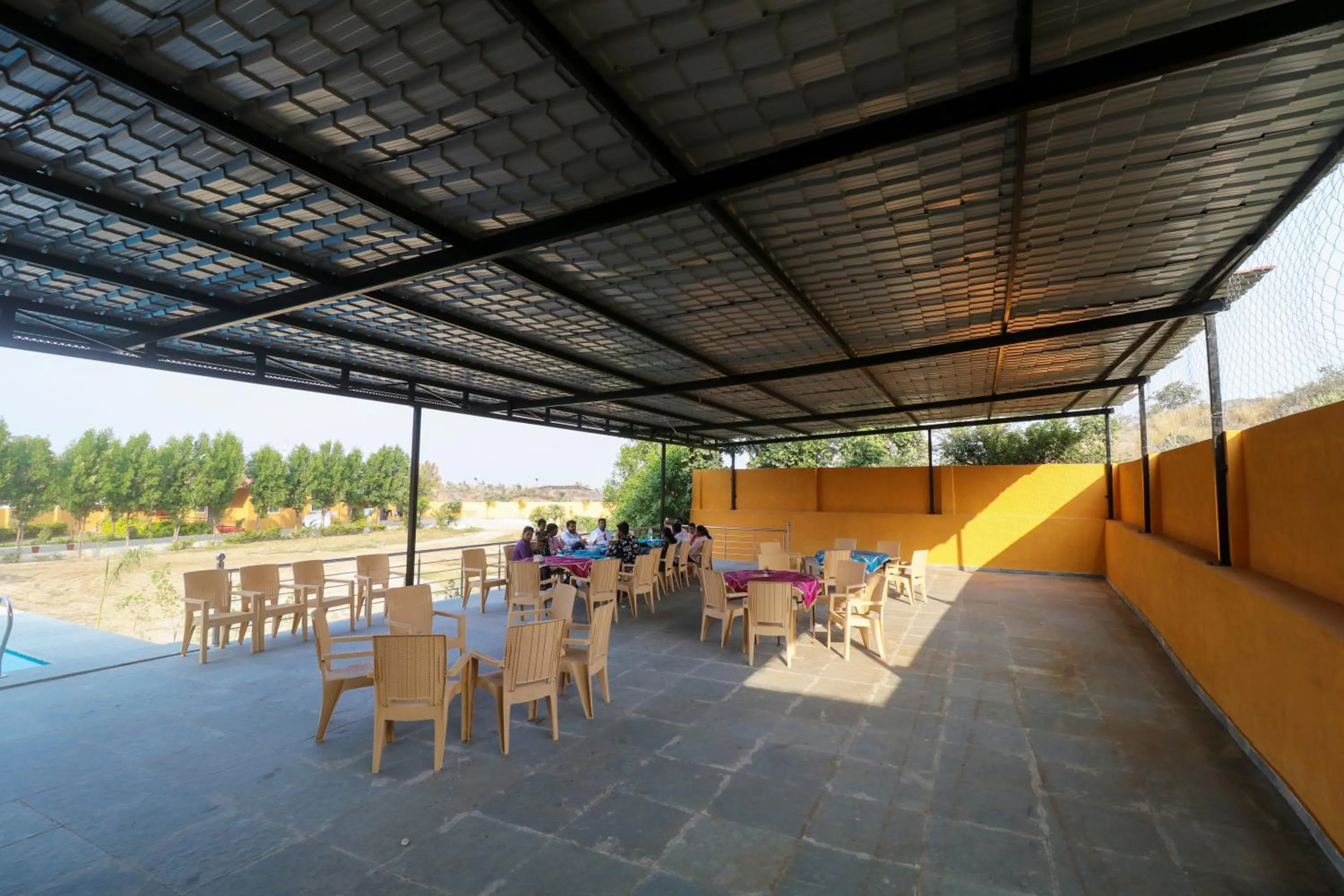 Restaurant/places to eat in AKSHAY VALLEY
