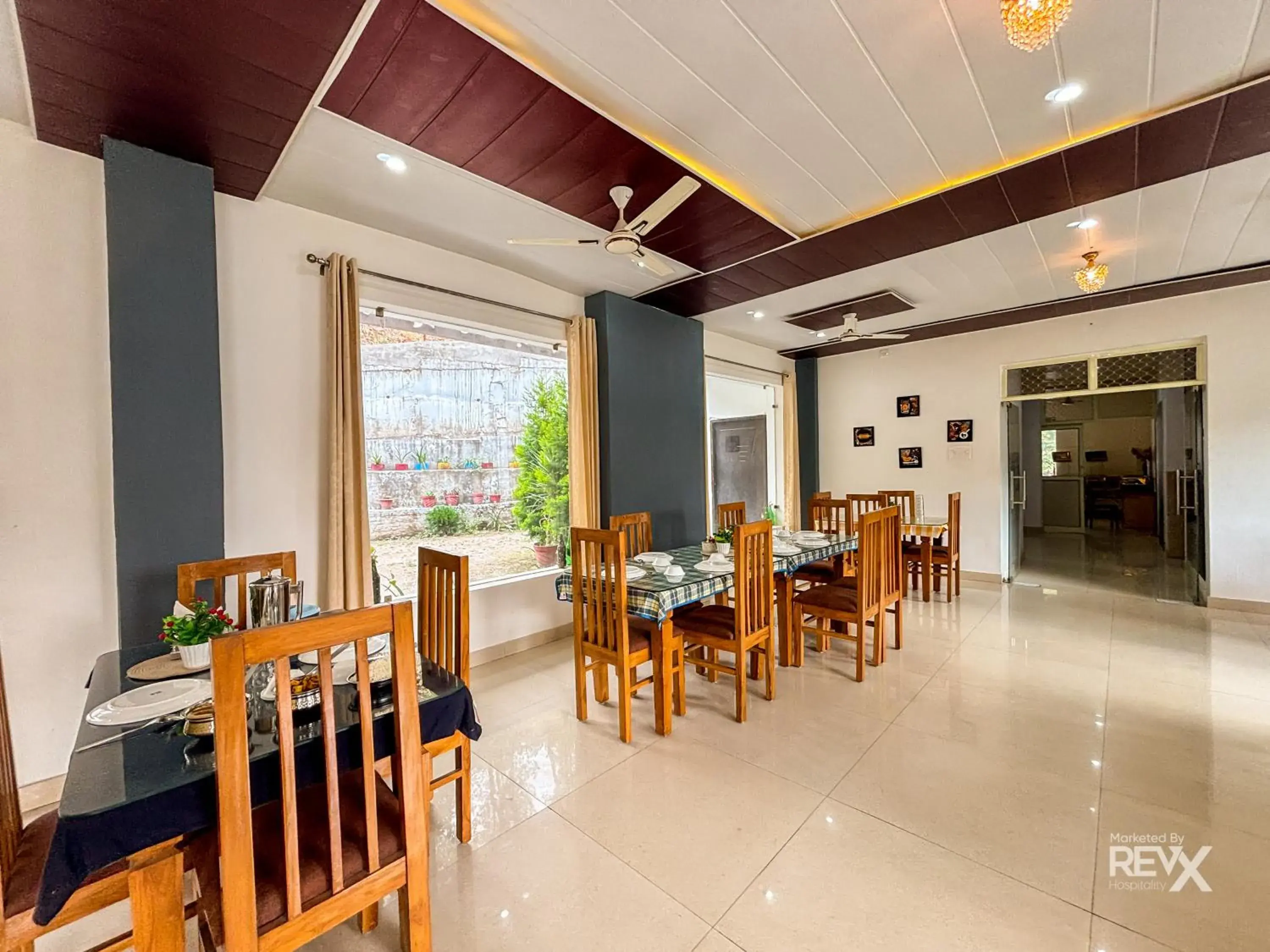 Restaurant/places to eat in Hotel Prince valley Restaurant/places to eat in Hotel Prince valley