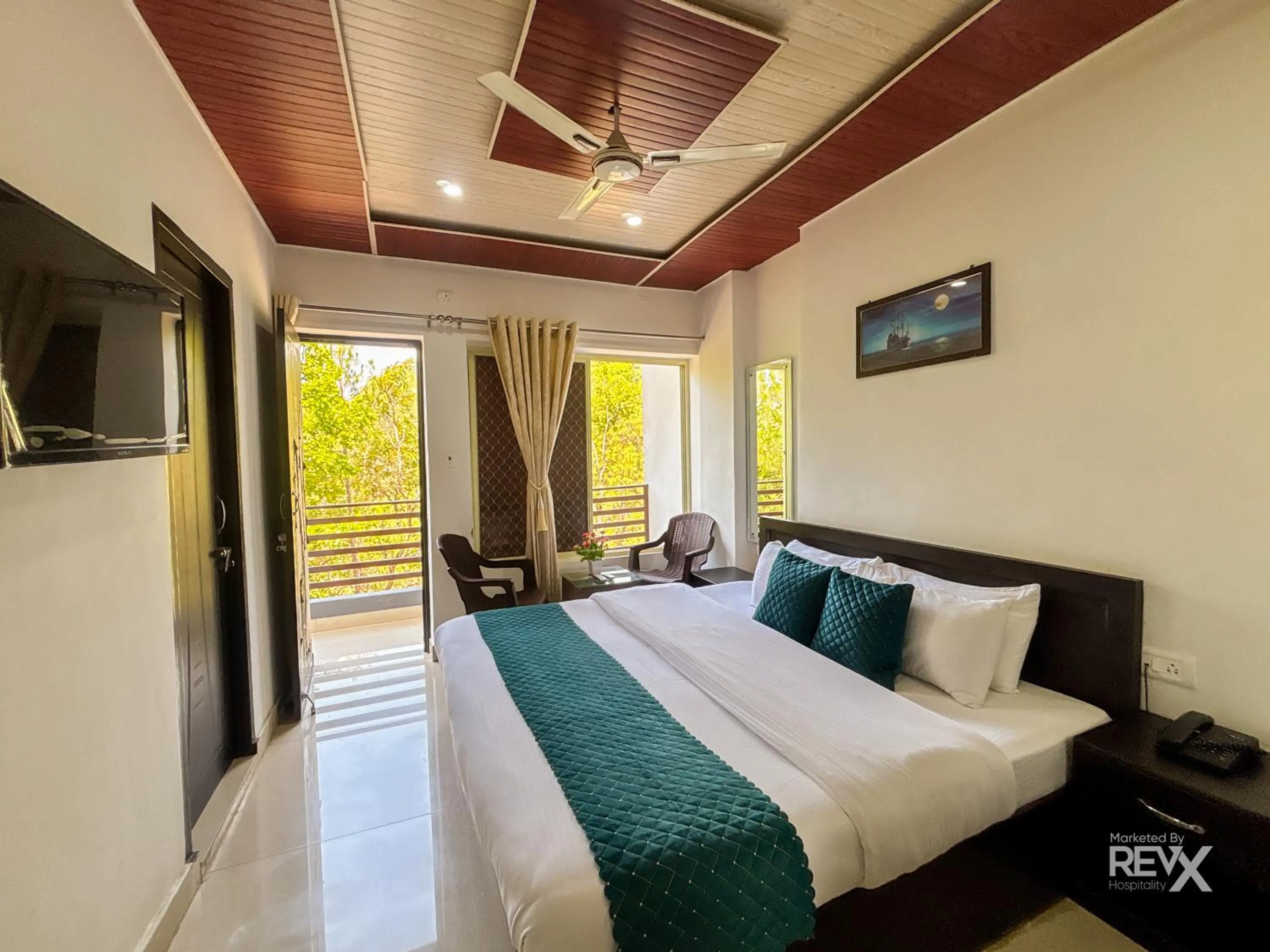 View (from property/room), Bed in Hotel Prince valley