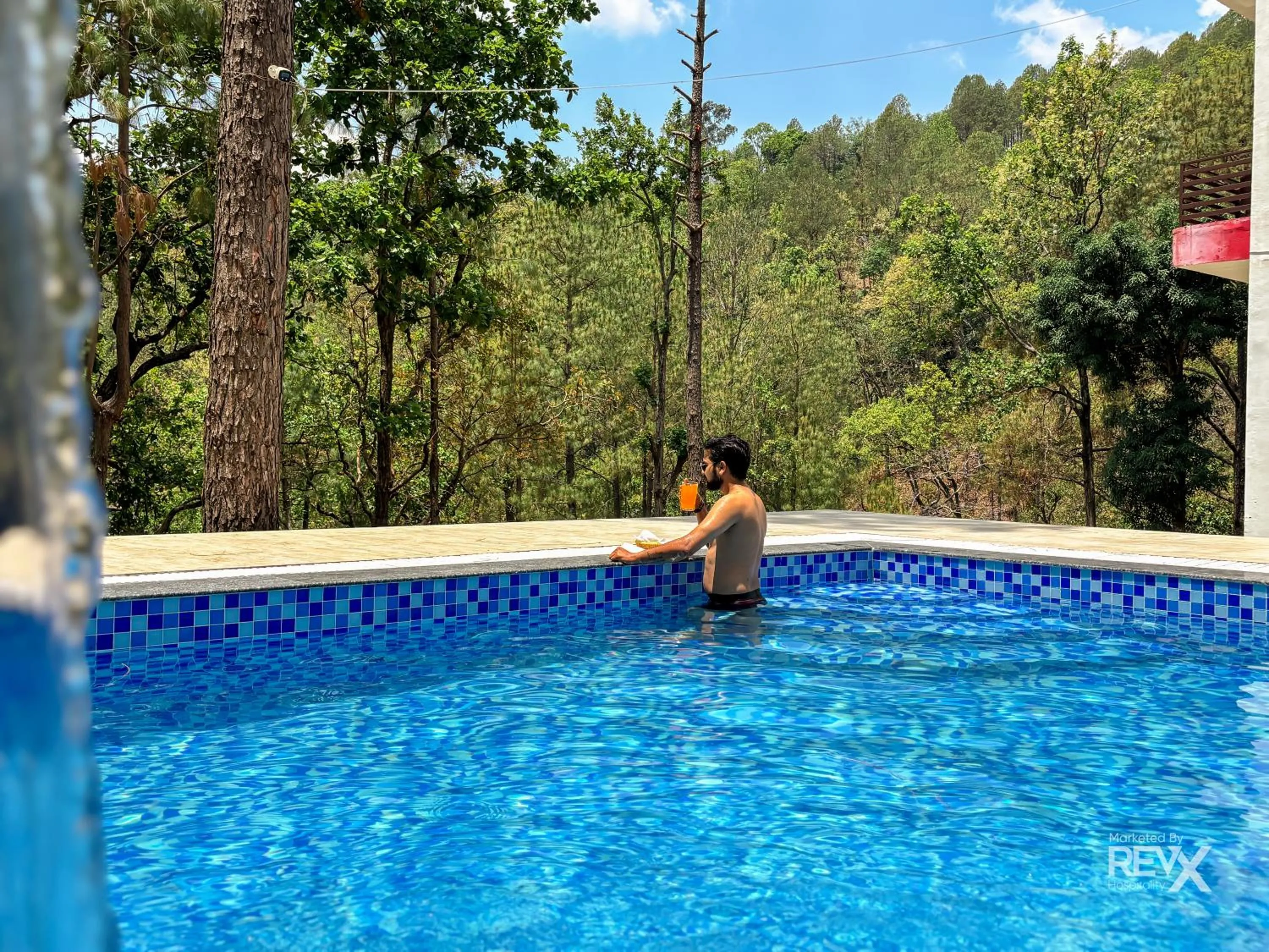 Day in Hotel Prince valley