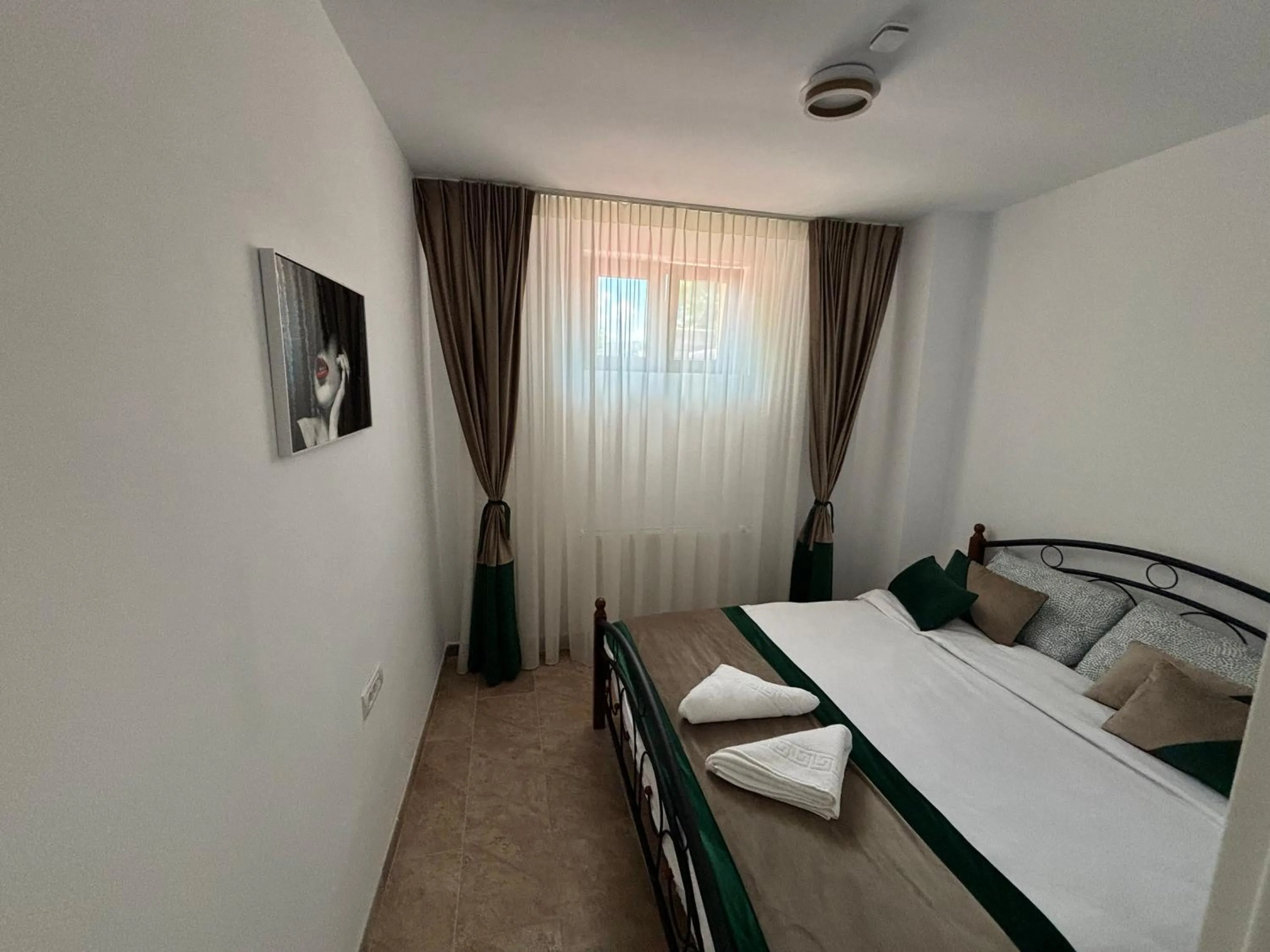 Bed in The Loft Gara de Nord