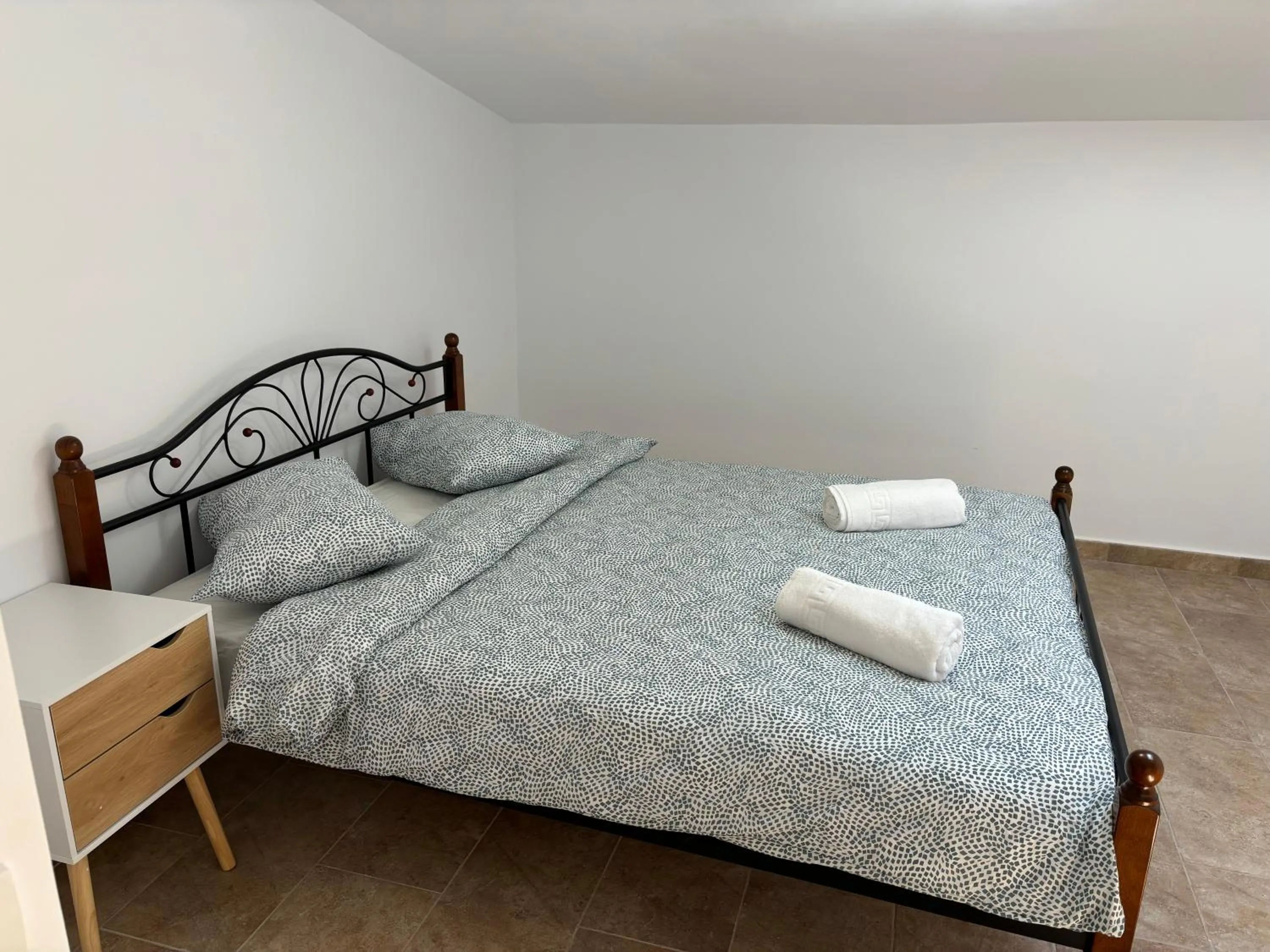 Bed in The Loft Gara de Nord