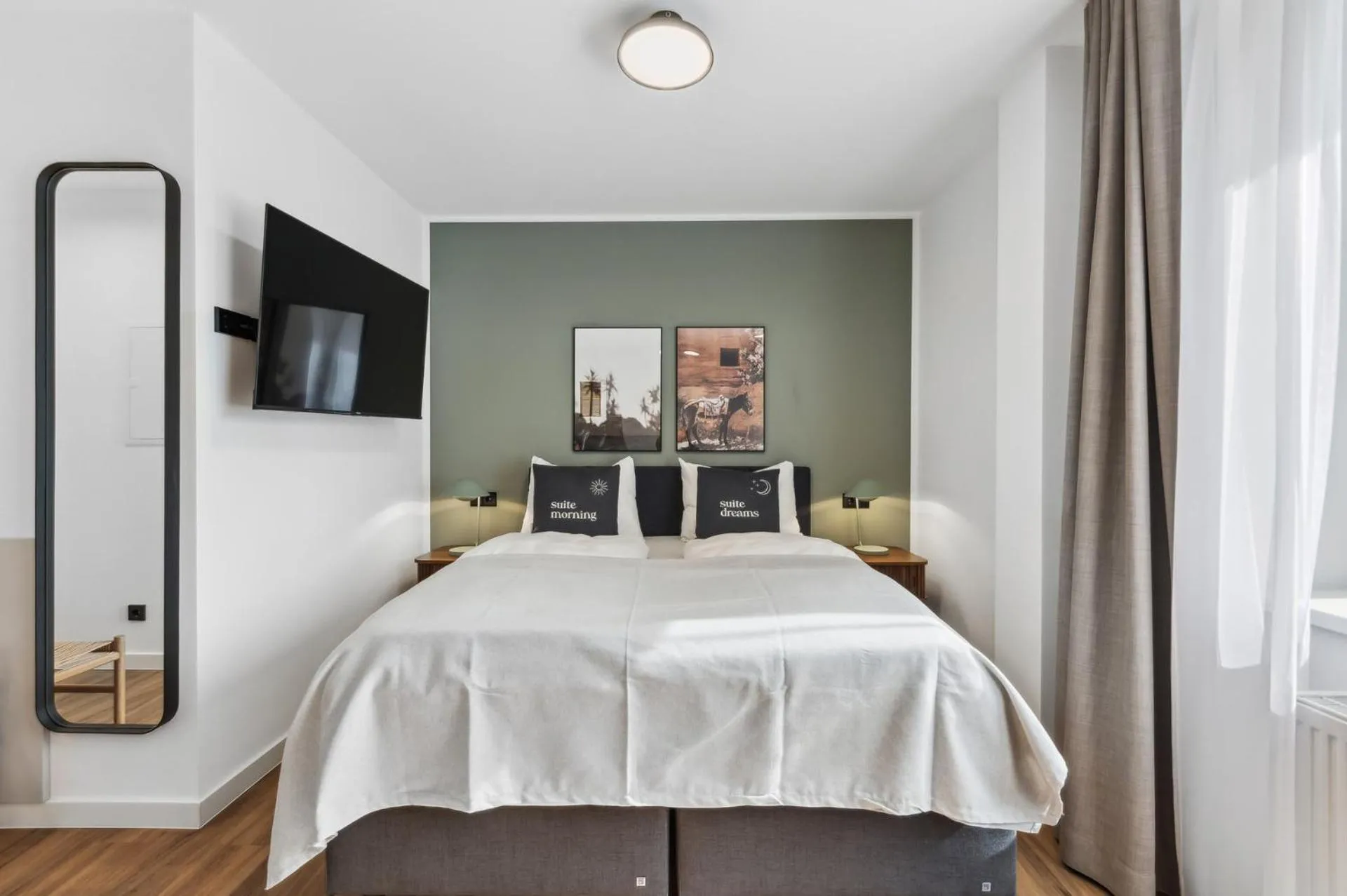 Bed in Limehome Oberhausen Paul-Reusch-Str