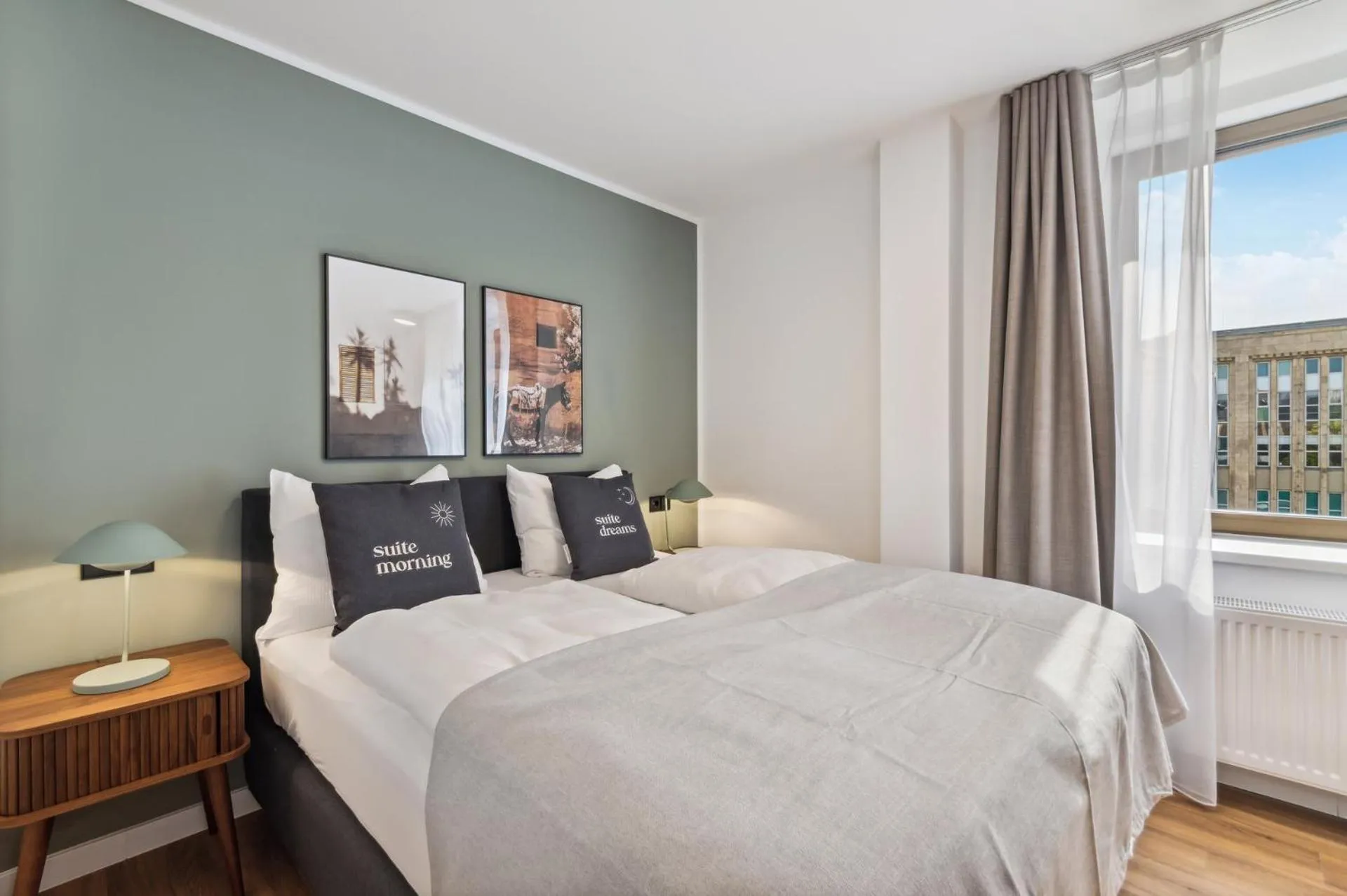 Bed in Limehome Oberhausen Paul-Reusch-Str