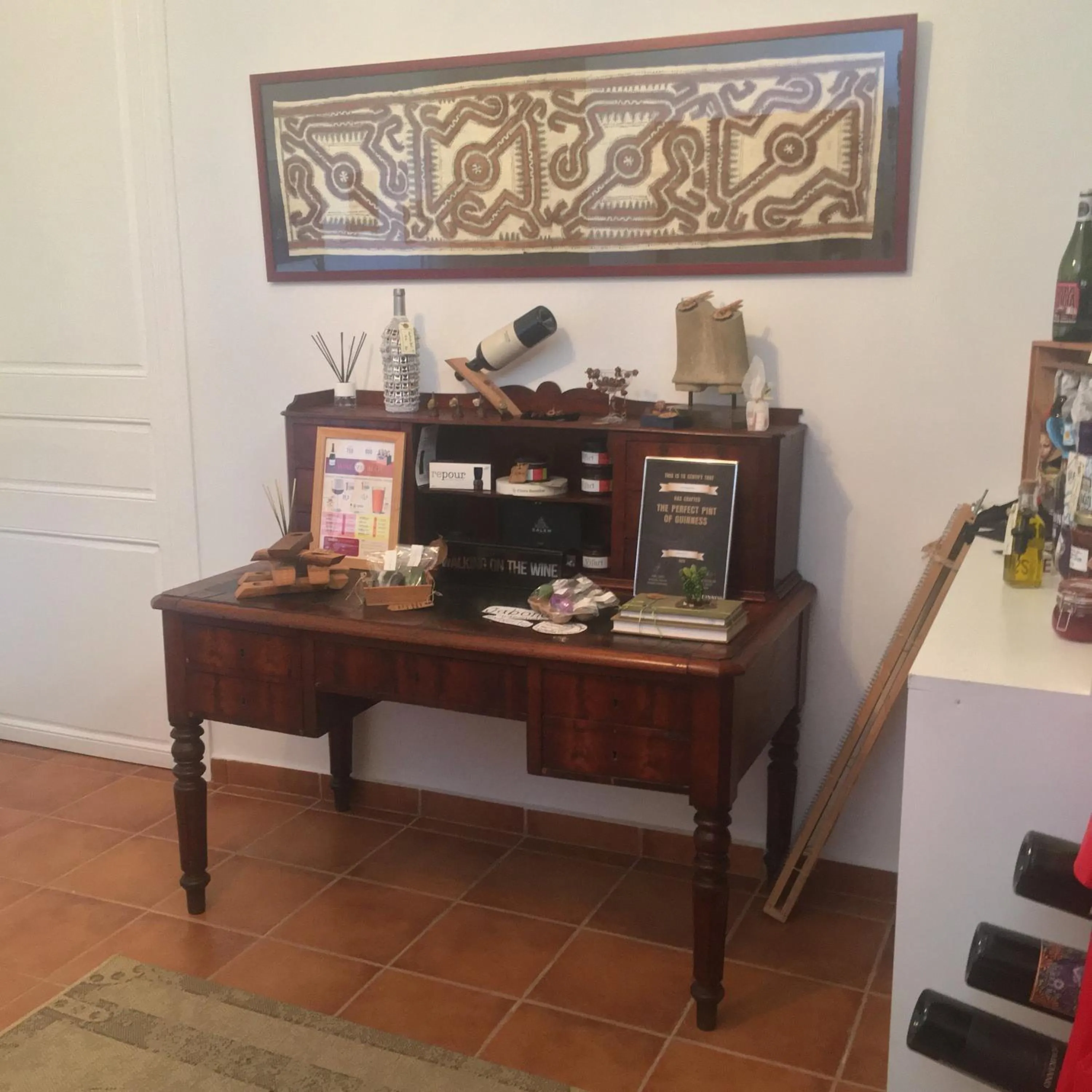 On-site shops in Vi l'Art Wine Lodge - Only Adults