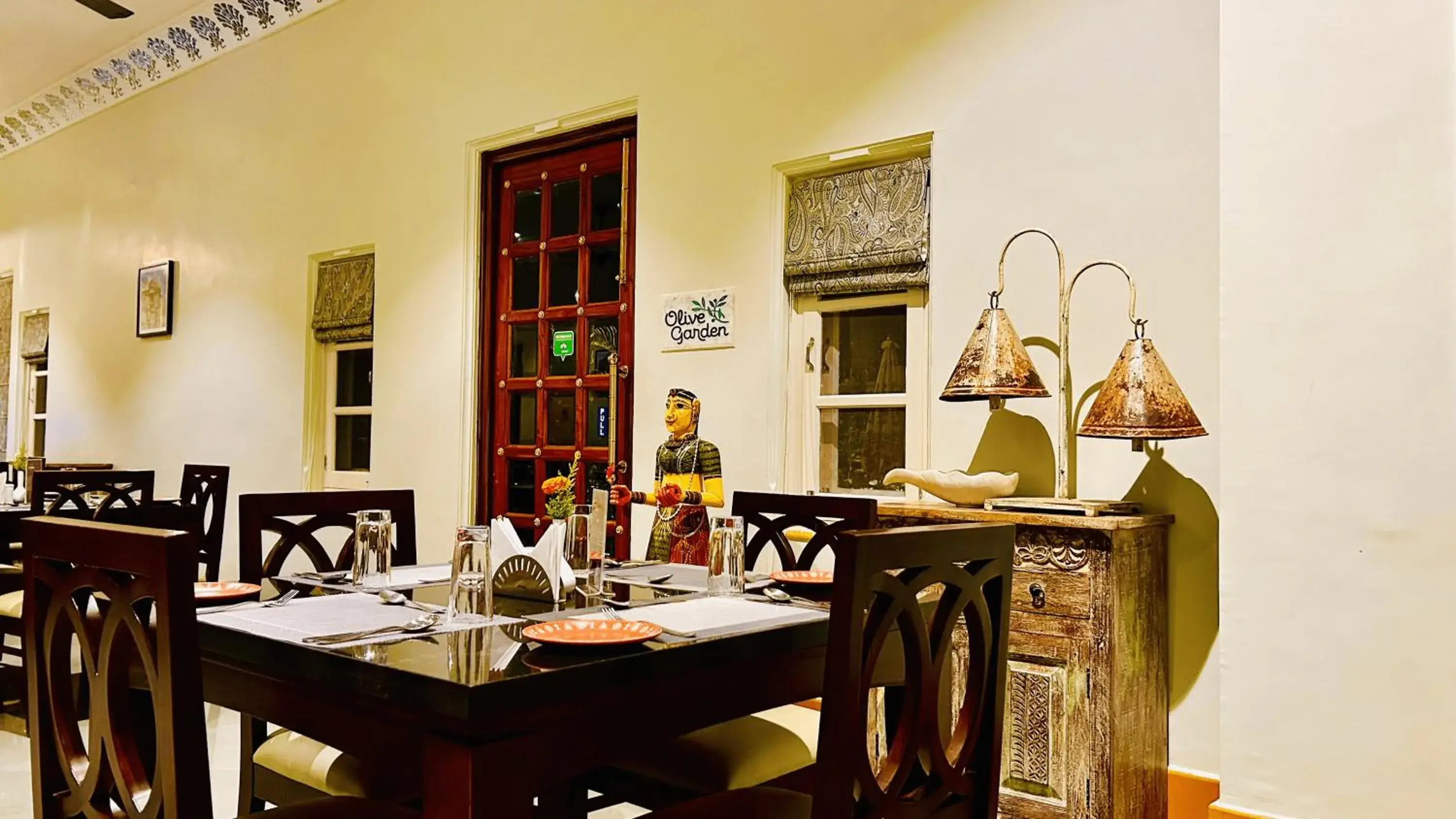 Restaurant/places to eat in THE TRISHALA VILAS (A LUXURY BOUTIQUE HOTEL & SPA) Restaurant/places to eat in THE TRISHALA VILAS (A LUXURY BOUTIQUE HOTEL & SPA)