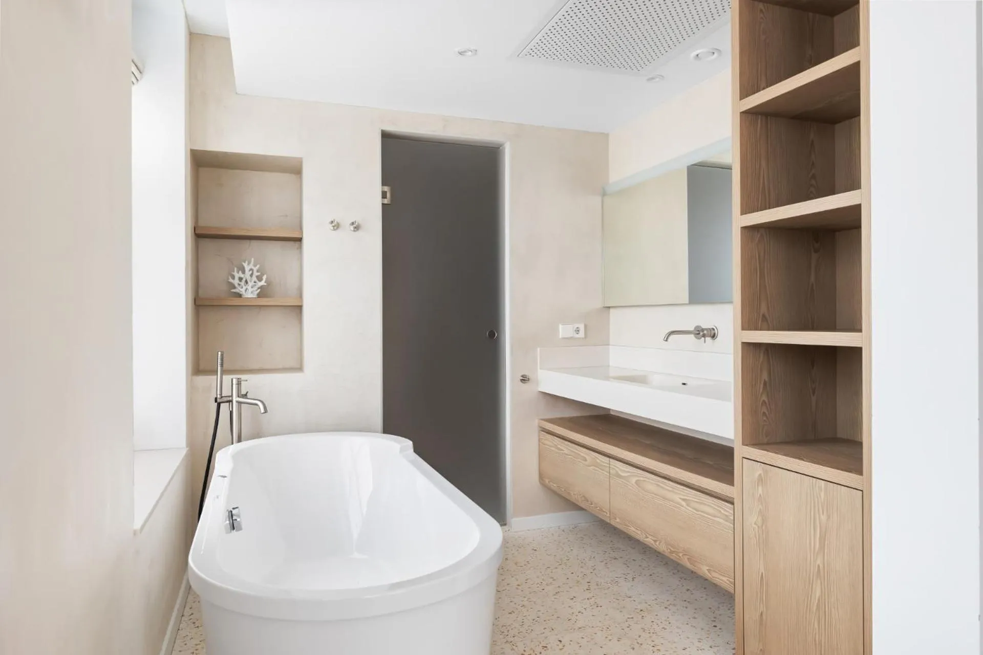 Deluxe room with bath - single occupancy in Hotel Bommelje