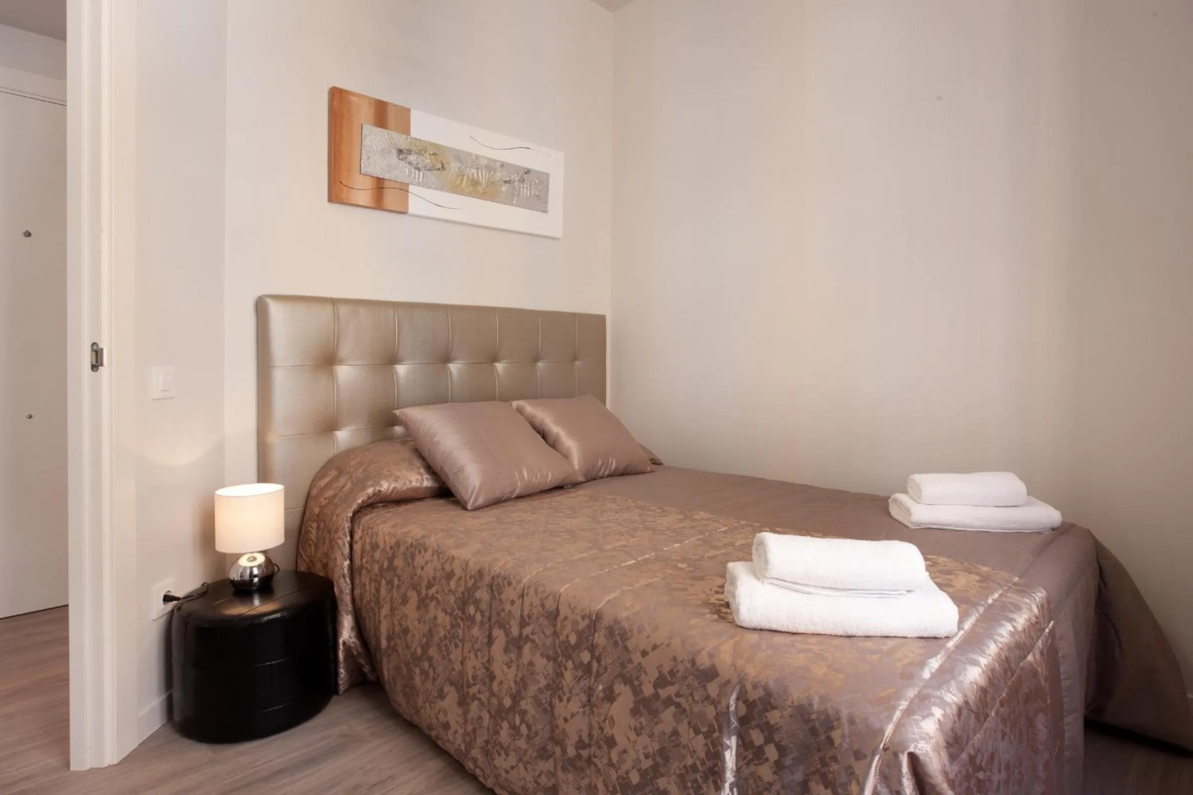 Bedroom, Bed in APBCN Eixample Center