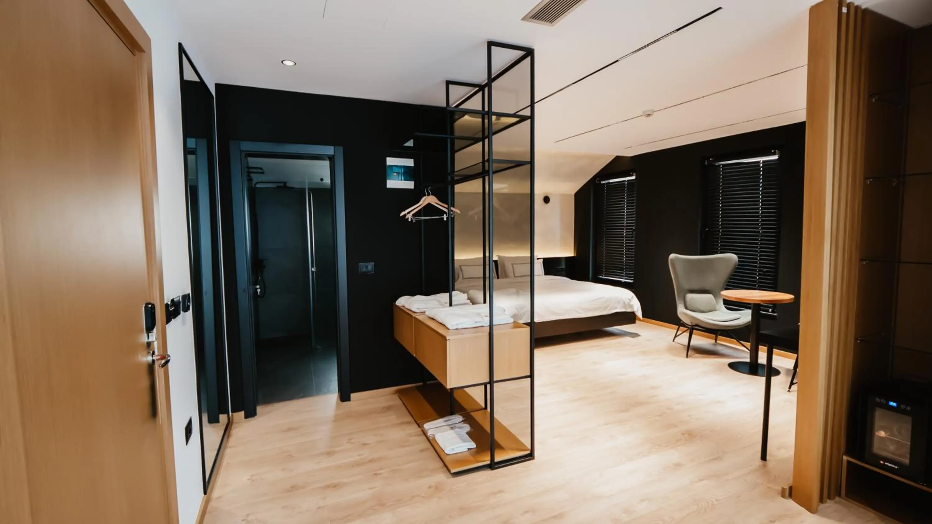 Bed in BAZ'HUR Boutique Hotel