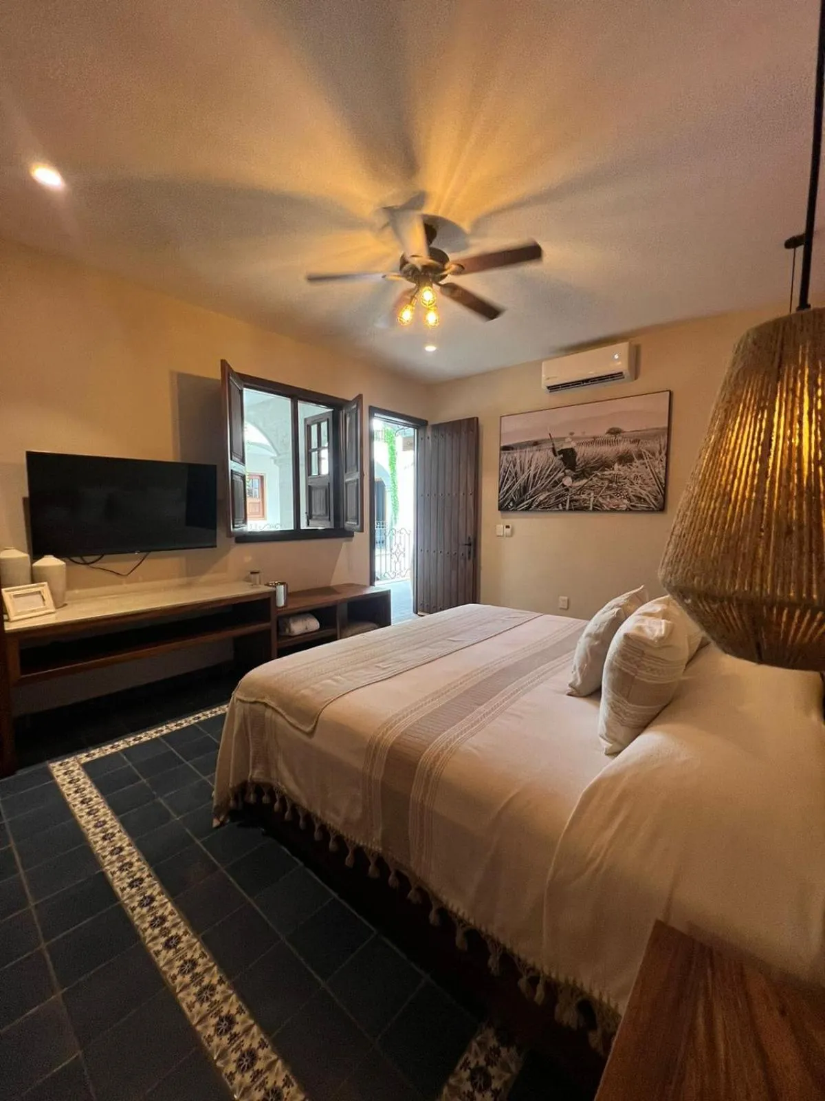 Photo of the whole room, Bed in Hotel Boutique Gloriagave