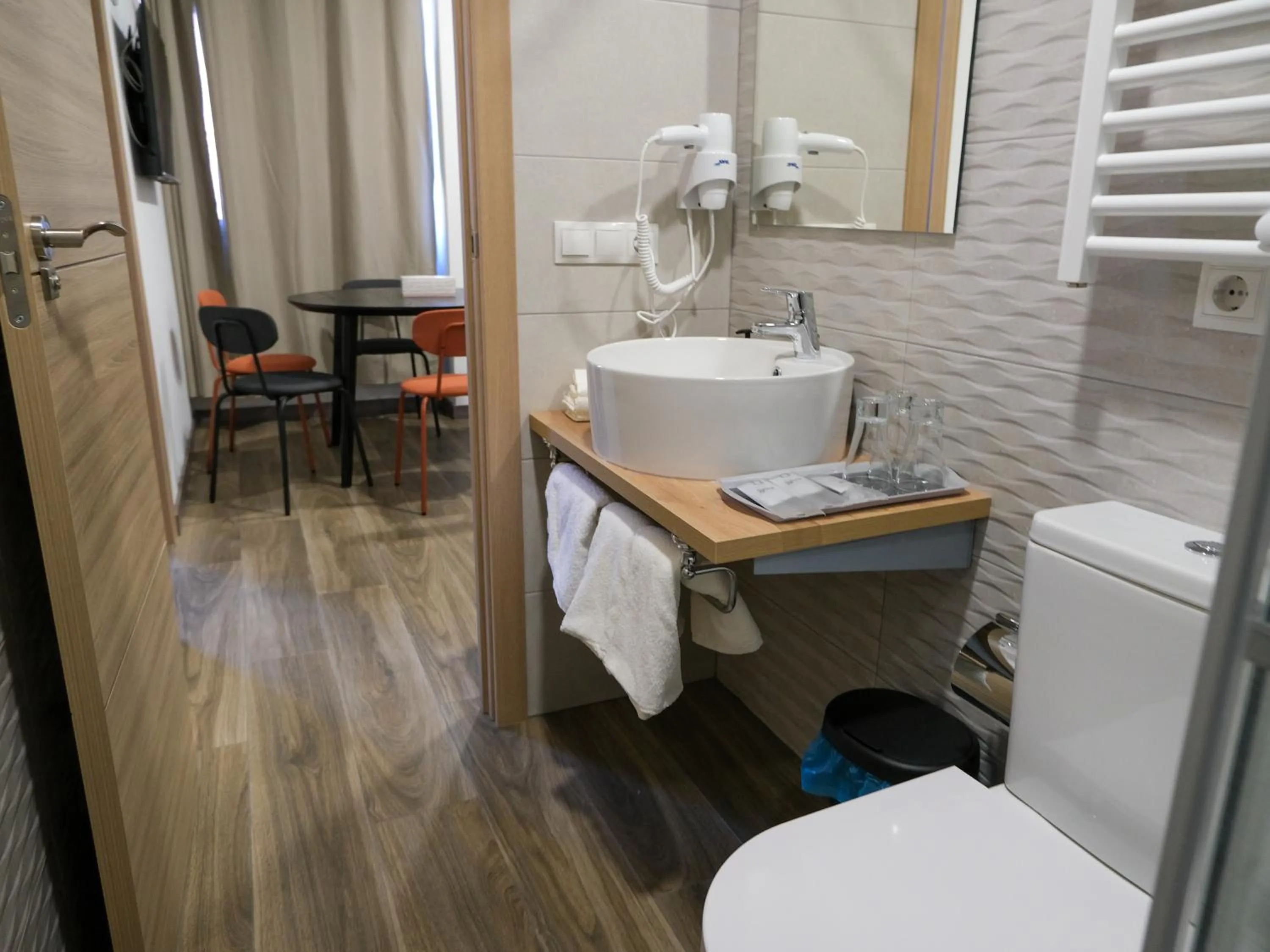 Toilet in Alianza Suites