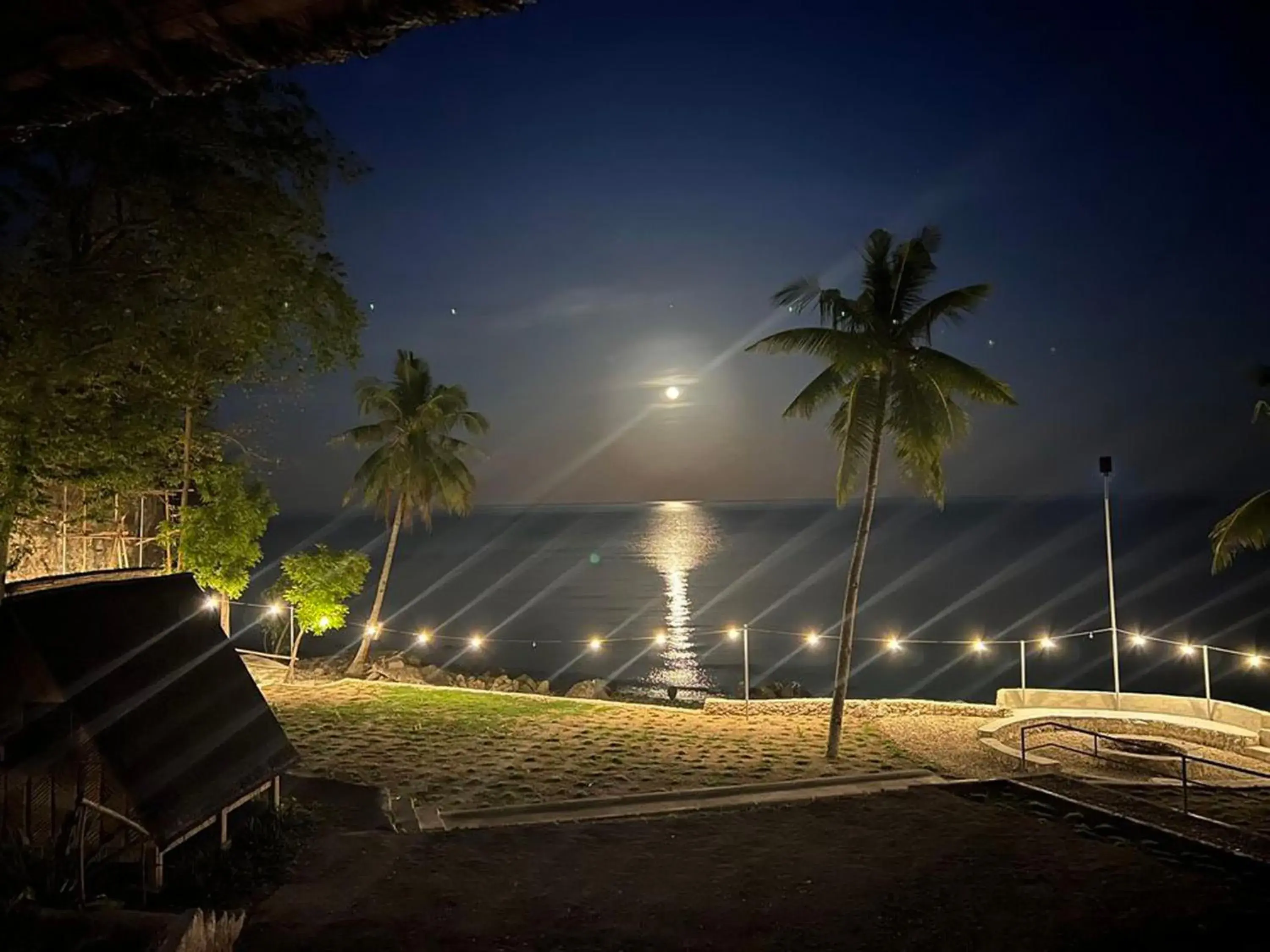 View (from property/room) in Hagdan Reef Dive Spot by HiveRooms View (from property/room) in Hagdan Reef Dive Spot by HiveRooms