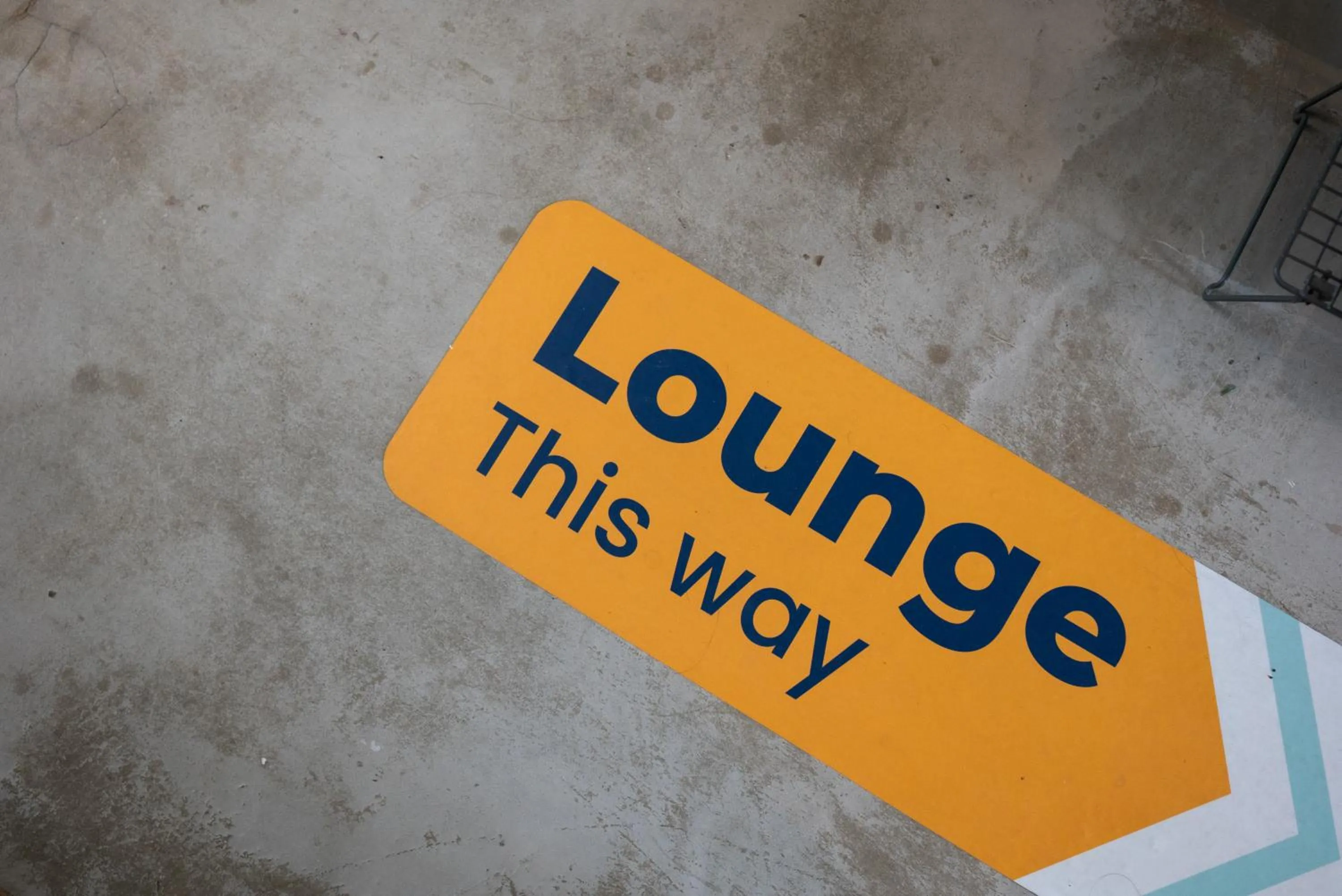 Communal lounge/ TV room in Code Hostel at Lavender