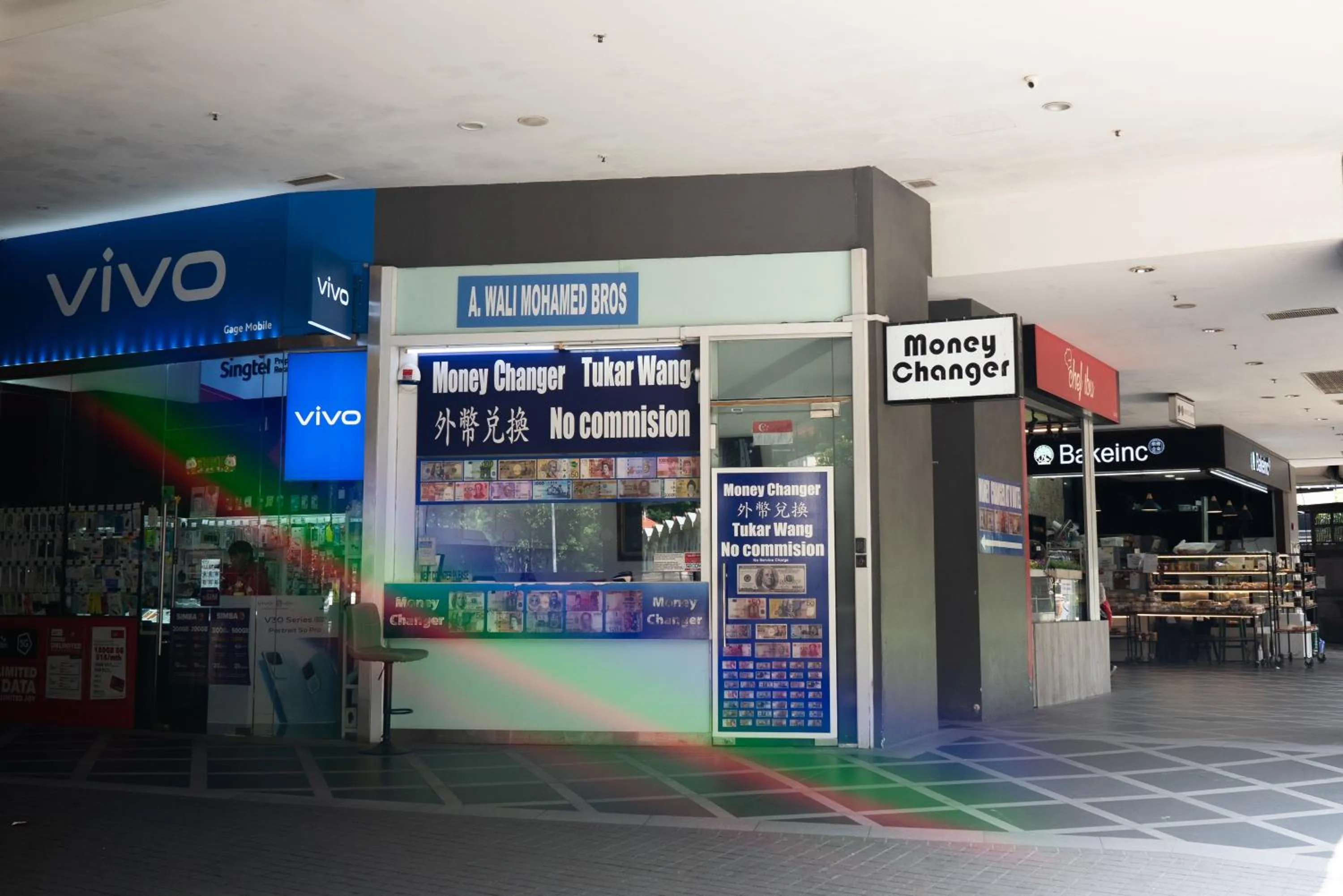 currency exchange in Code Hostel at Lavender