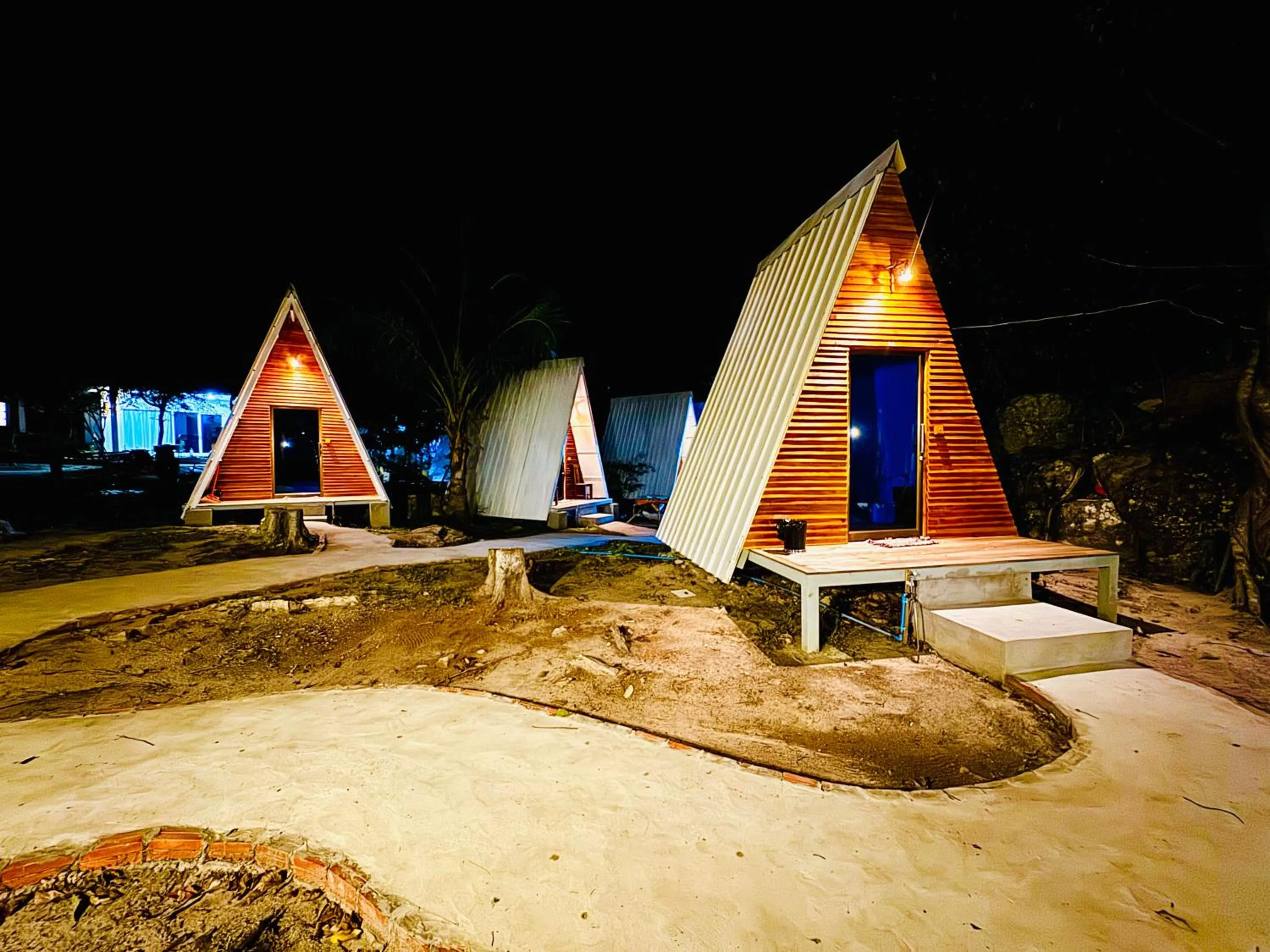 Romny cozy bay Resort