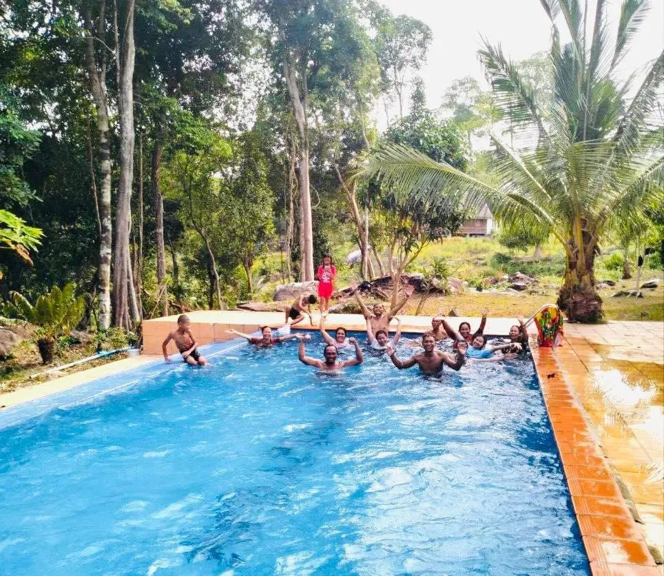 Romny cozy bay Resort