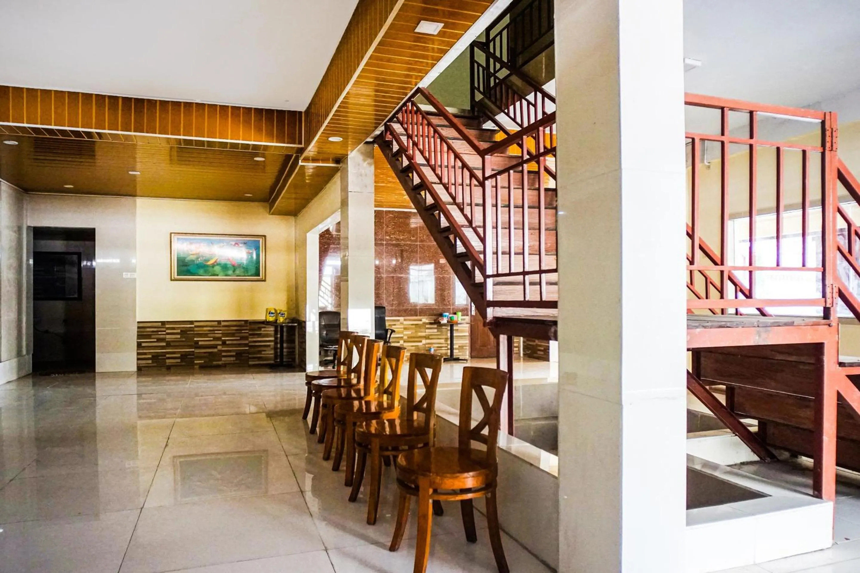 Lobby or reception in OYO 93066 D'niel Homestay Syariah