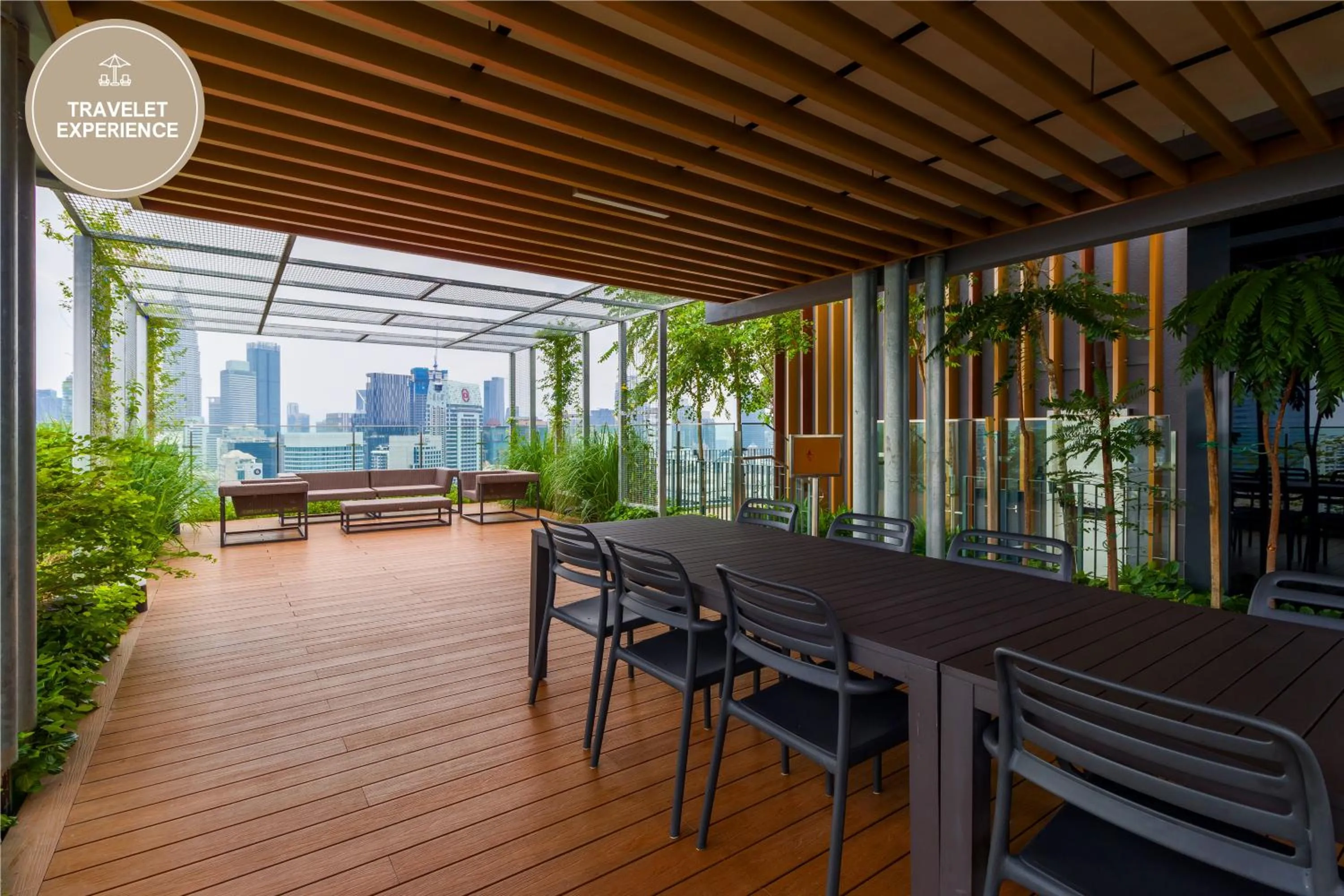 Seating area in Ceylonz Suite KLCC, Travelet