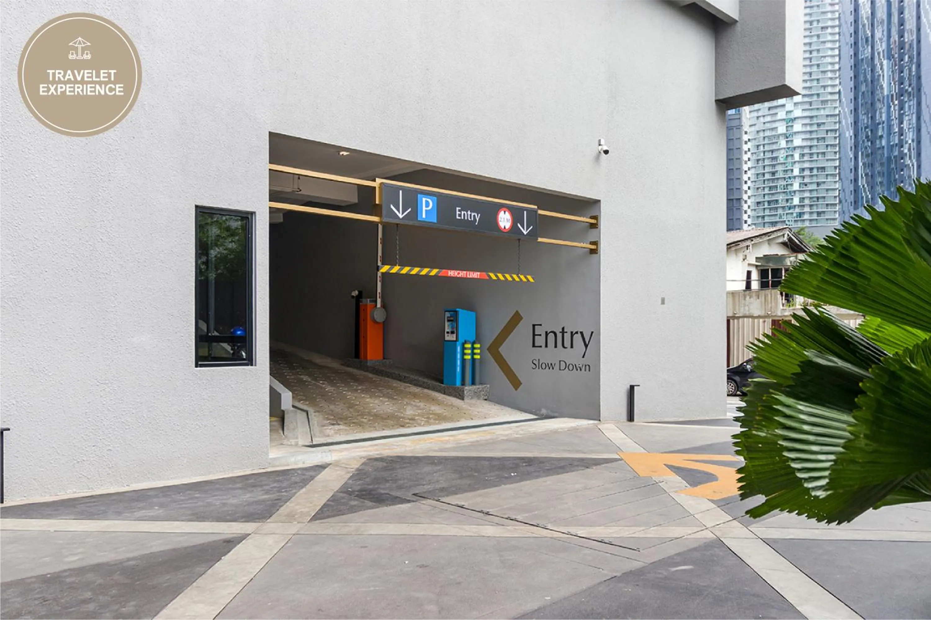 Parking in Scarletz Suites KLCC, Travelet