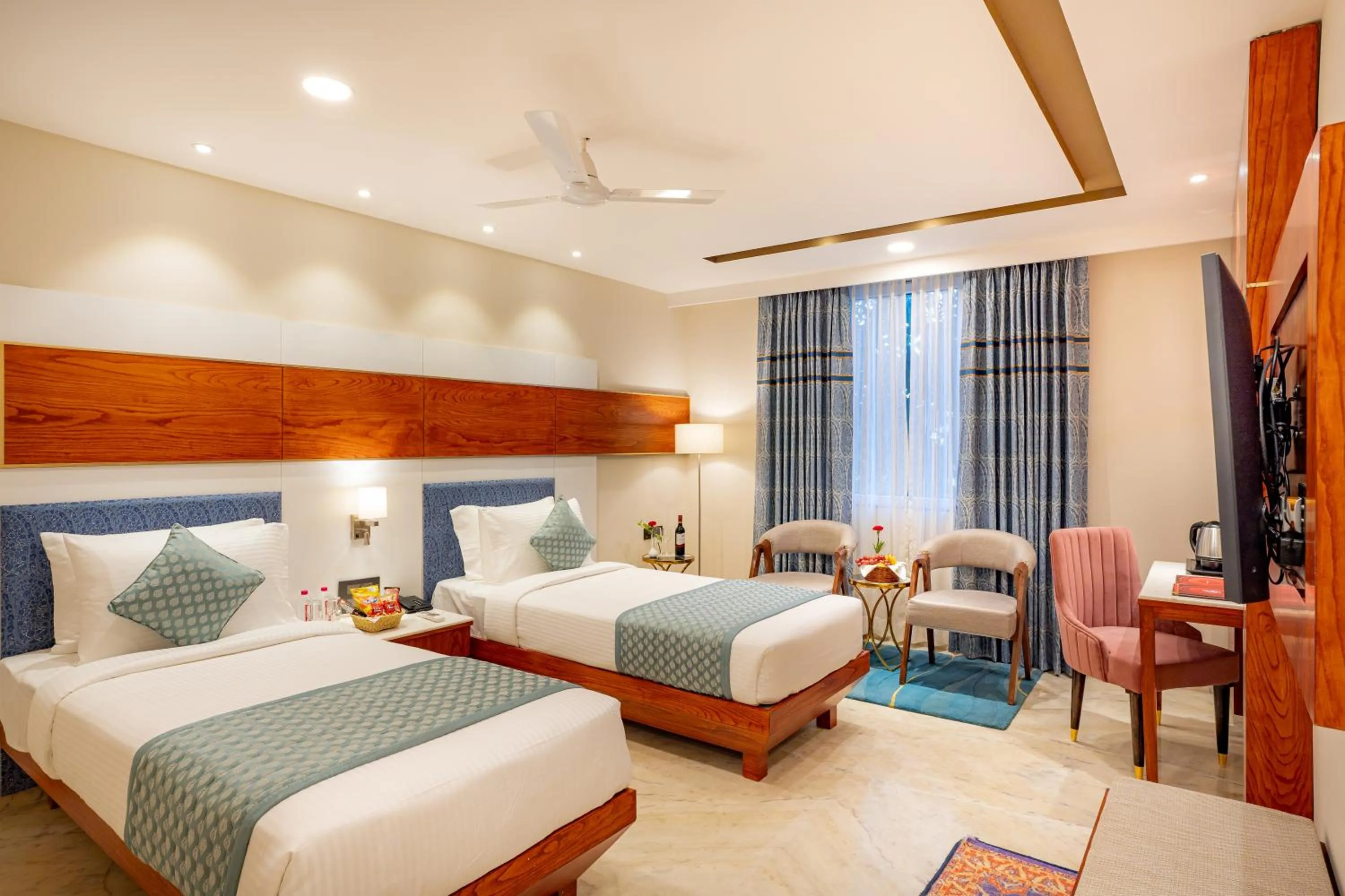 Bedroom, Bed in Inde Signature Jaipur