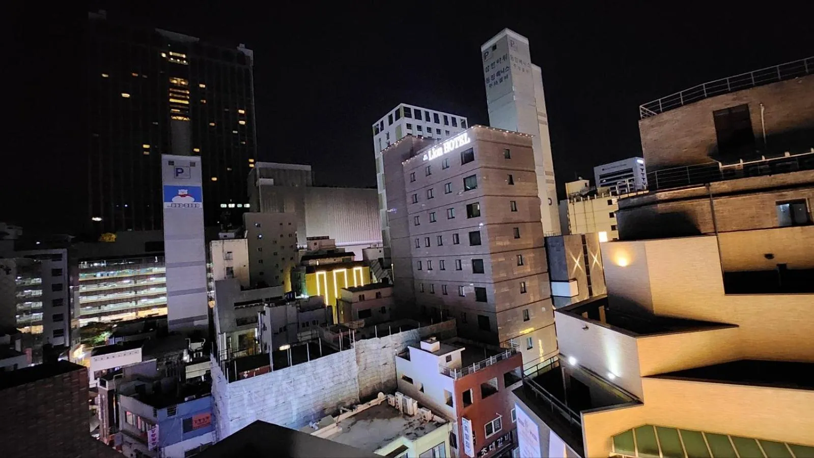 City view in Busan Seomyeon Broa Hotel