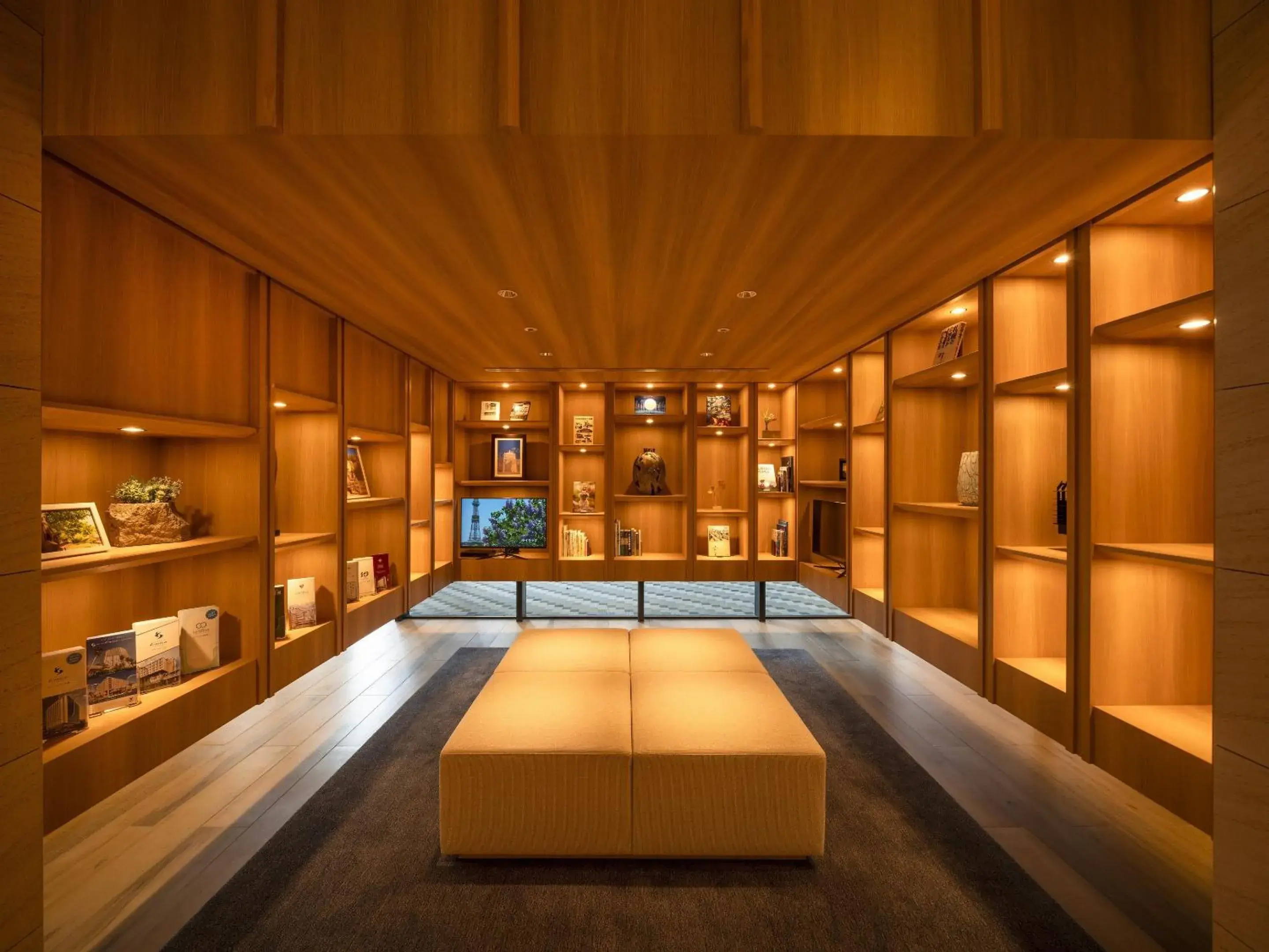 Lobby or reception in Hotel Emion Sapporo Lobby or reception in Hotel Emion Sapporo