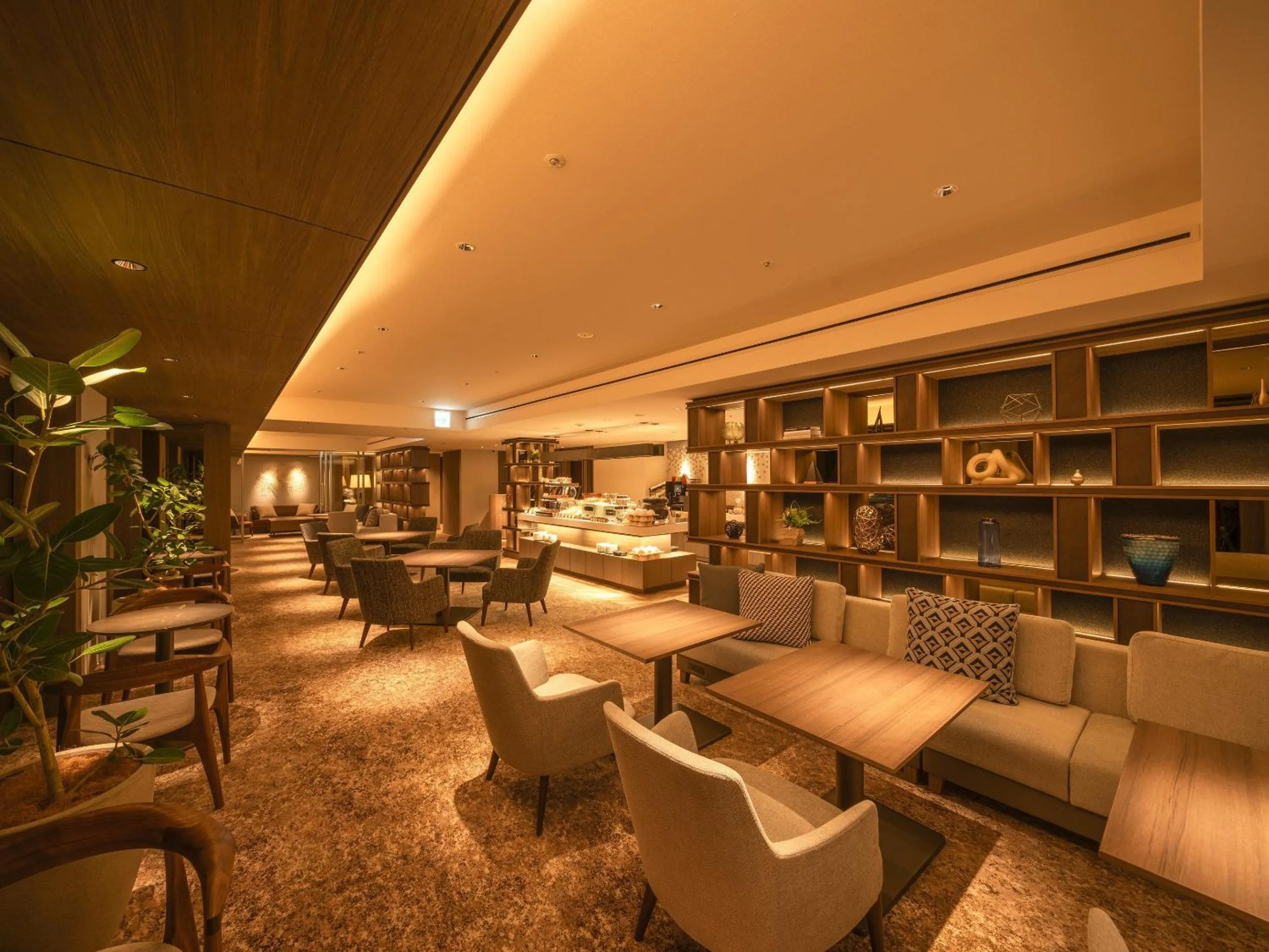 Lounge or bar in Hotel Emion Sapporo