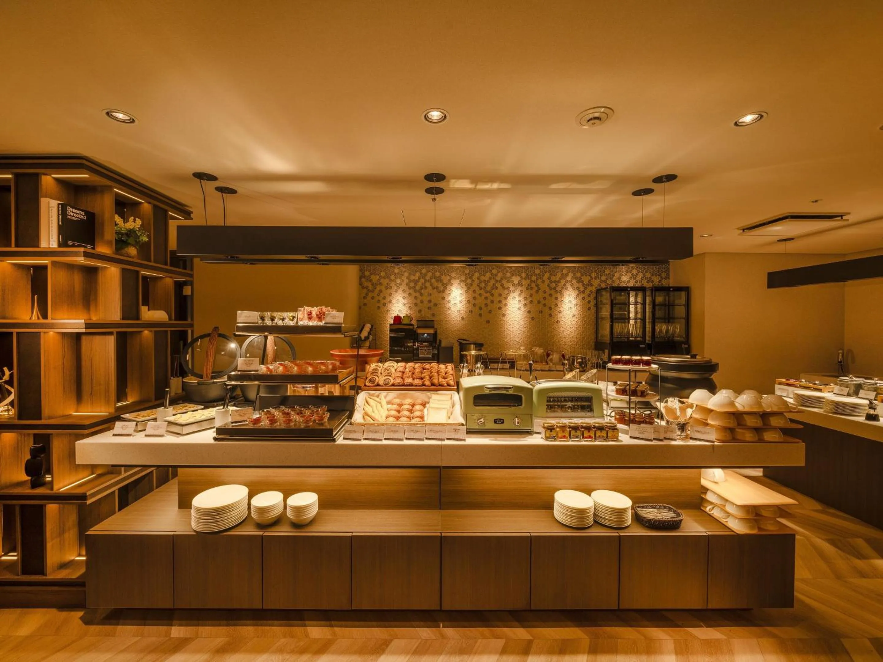 Lounge or bar in Hotel Emion Sapporo